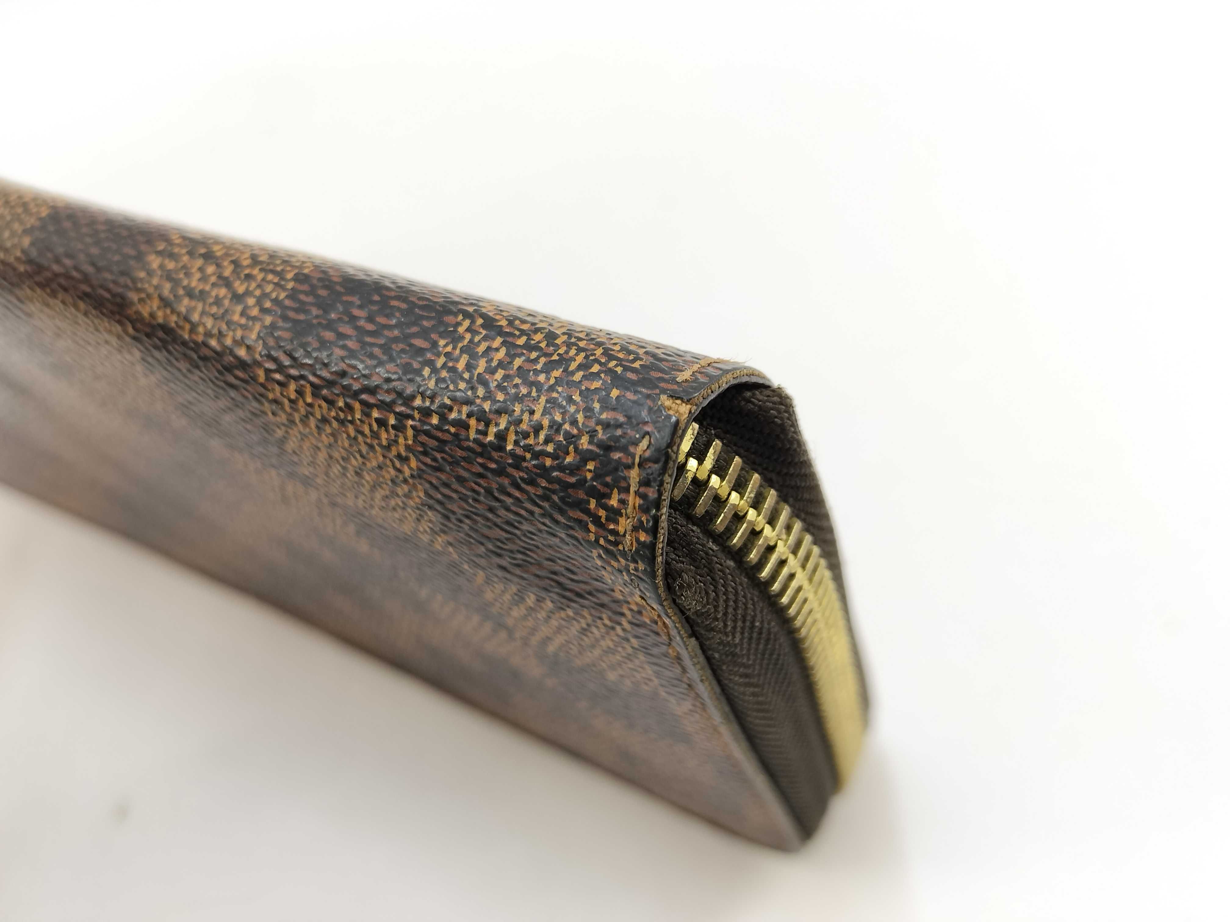 Damier Zippy Wallet — view 15