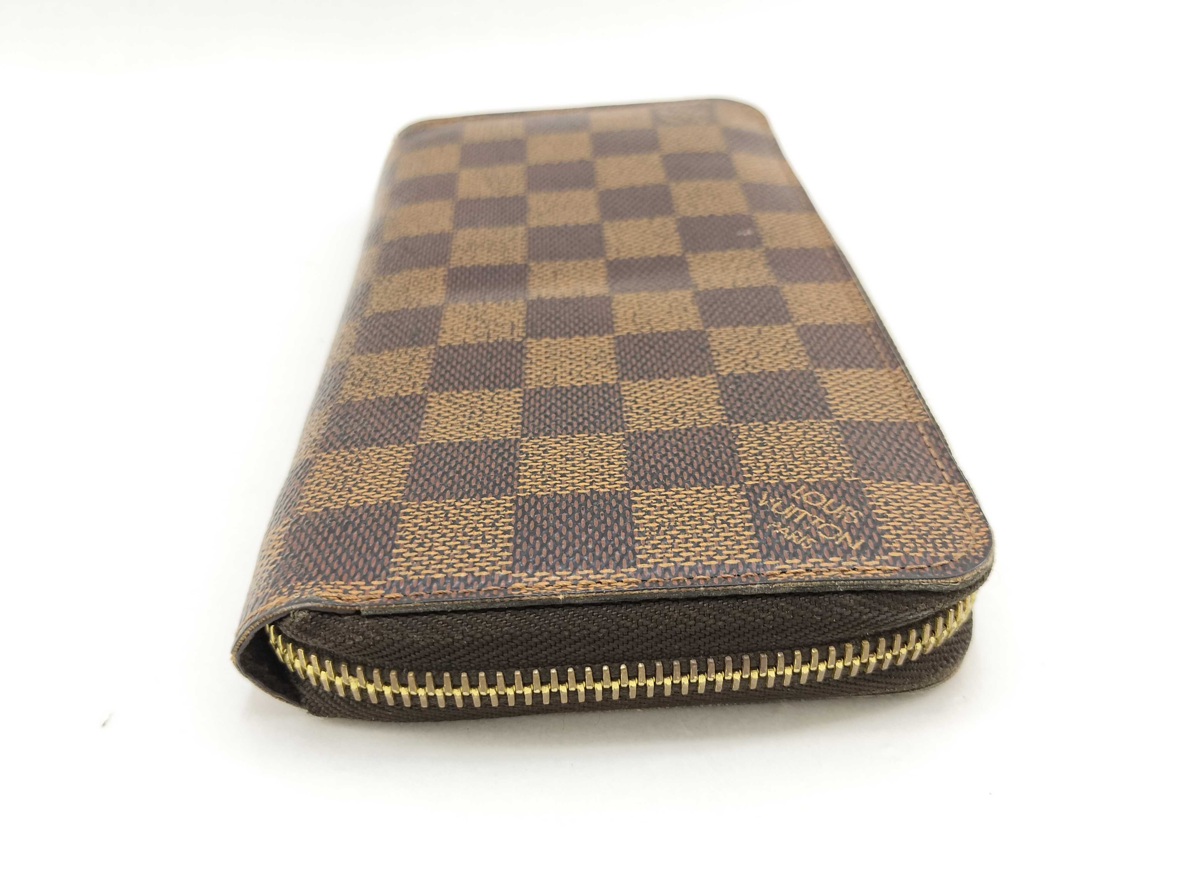 Damier Zippy Wallet — view 3