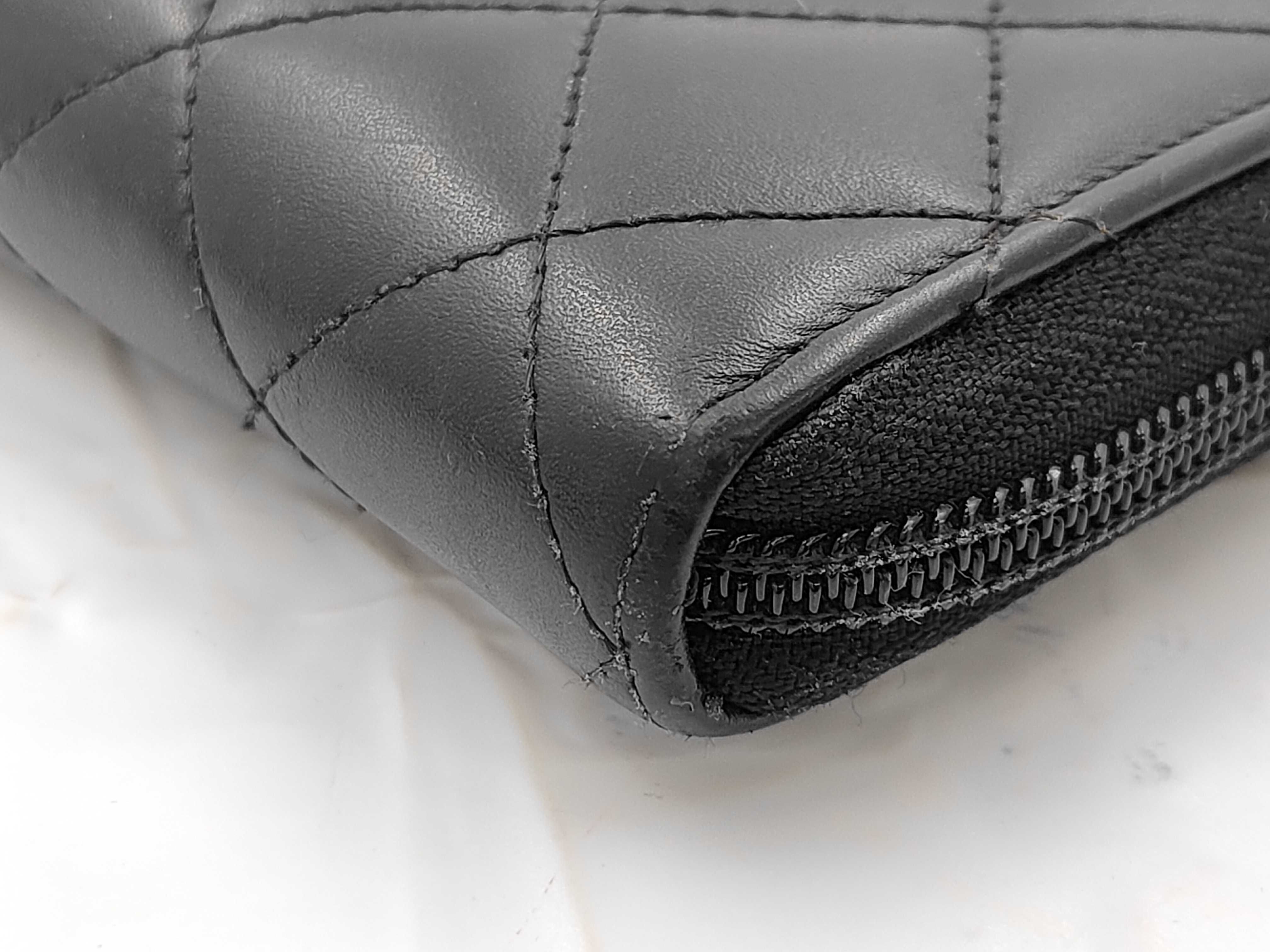 wallet — view 3