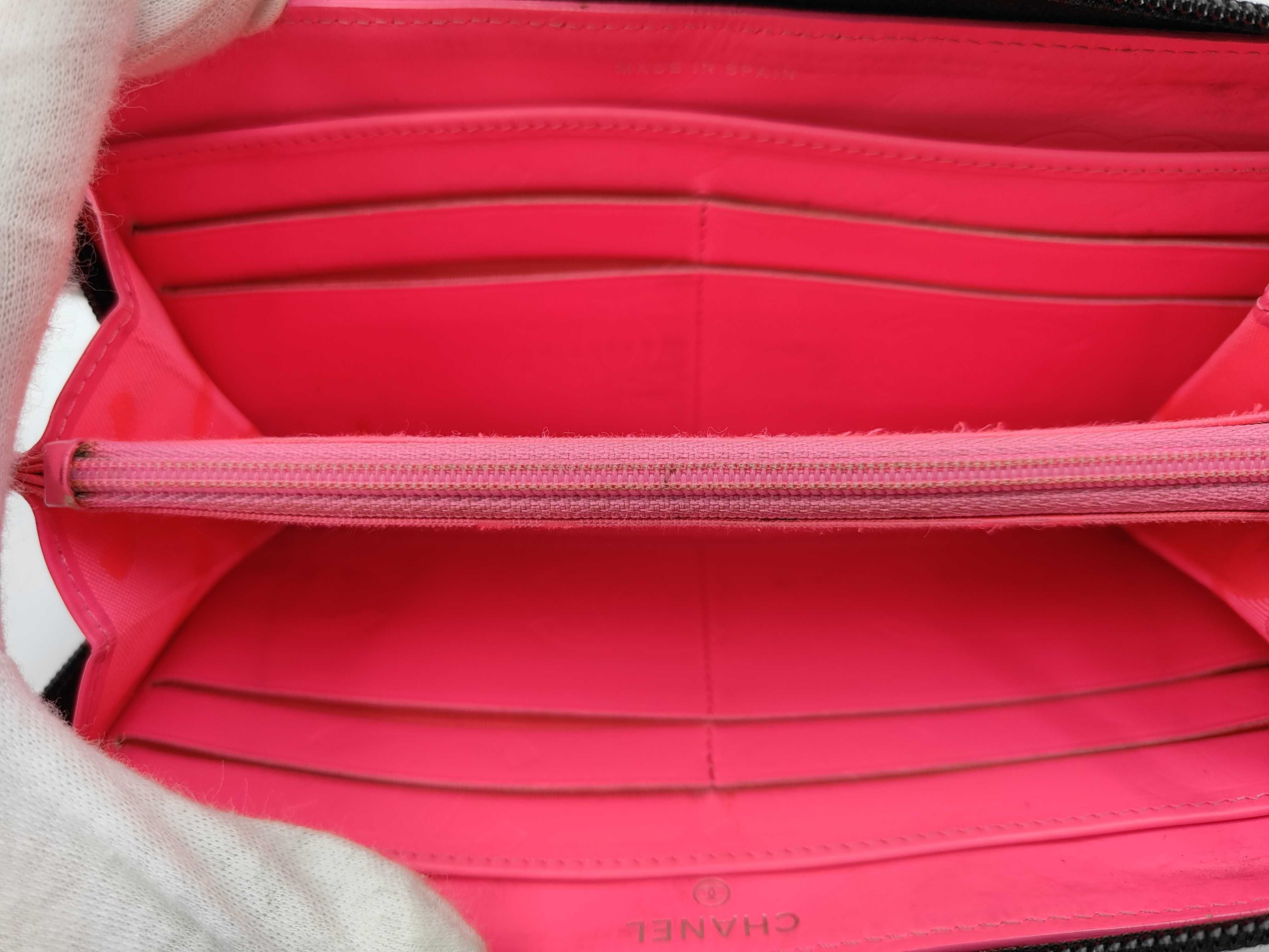 wallet — view 6