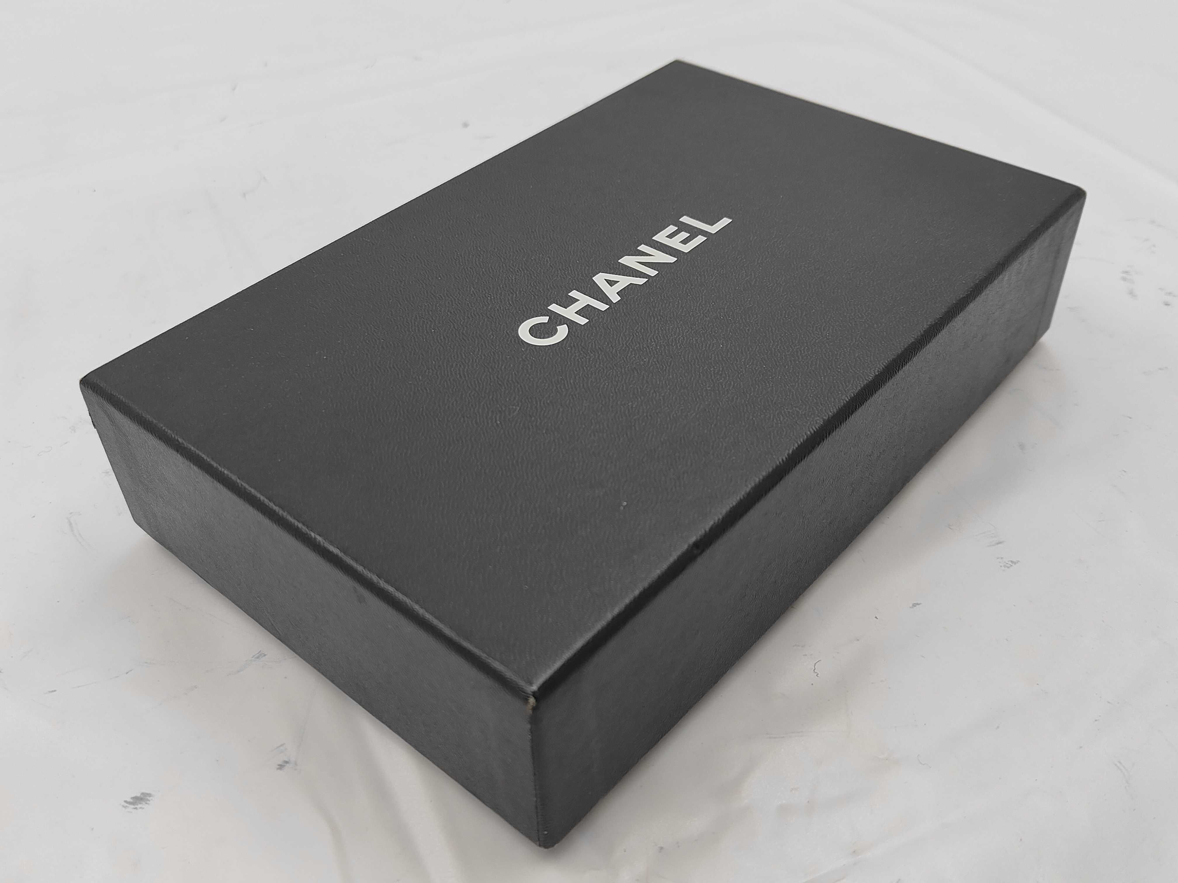 wallet — view 10