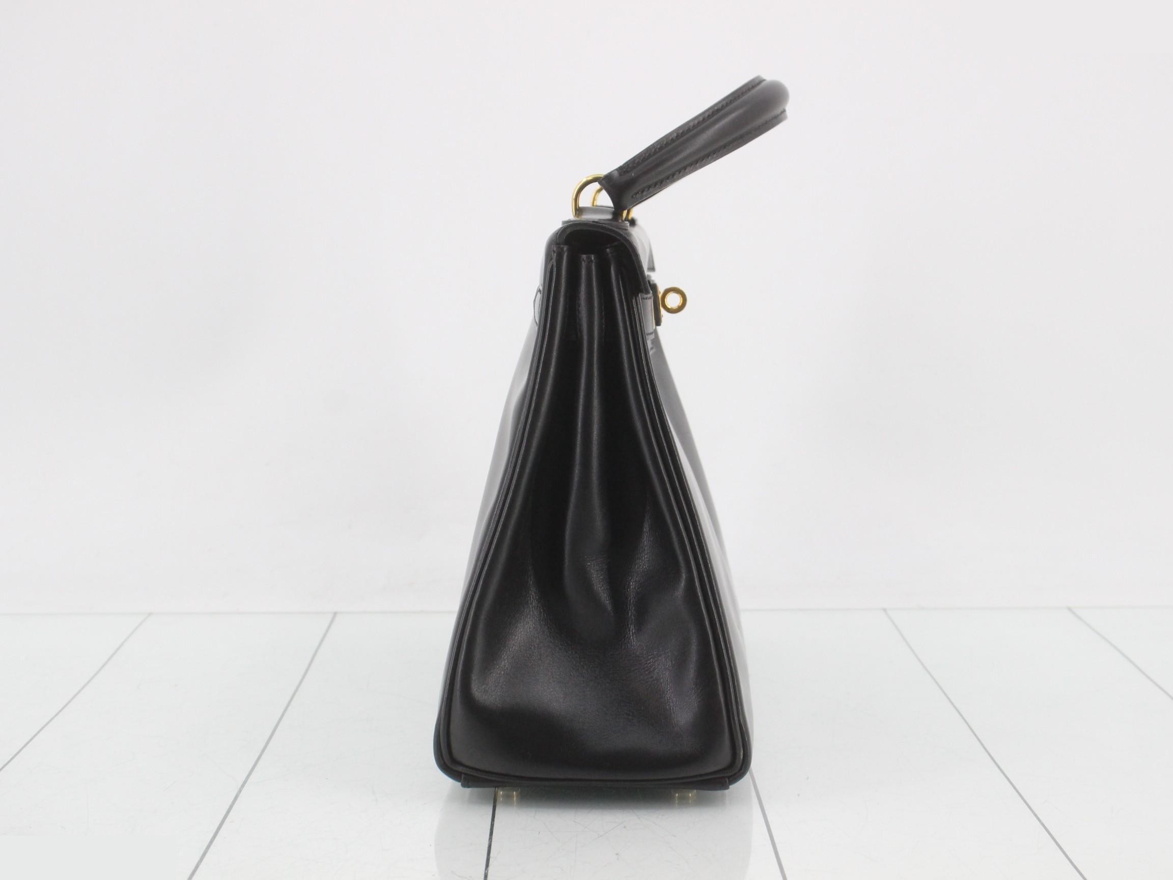 Kelly 28 Box Calf Leather, with W stamp, and shoulder strap. — view 5