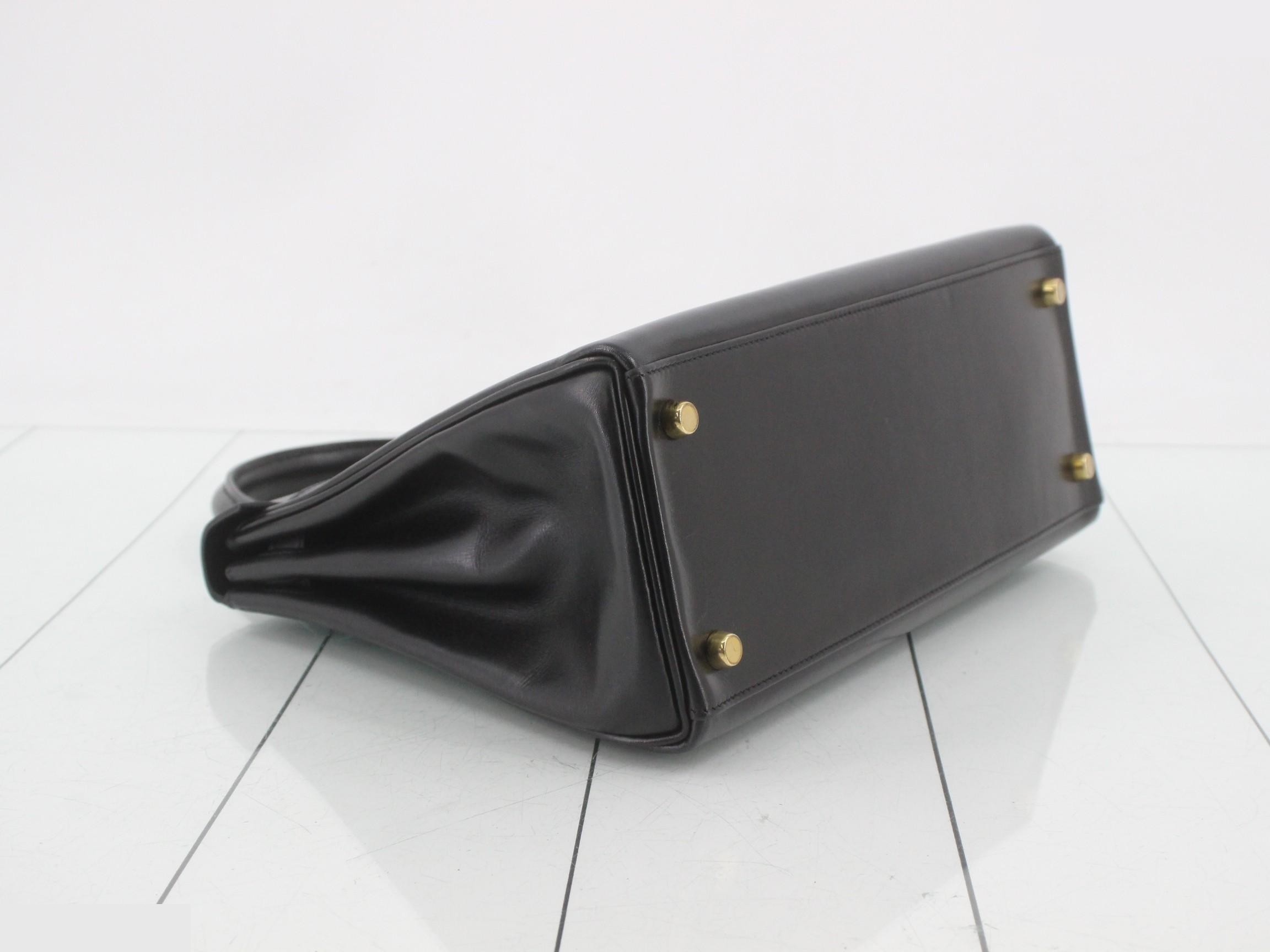 Kelly 28 Box Calf Leather, with W stamp, and shoulder strap. — view 6