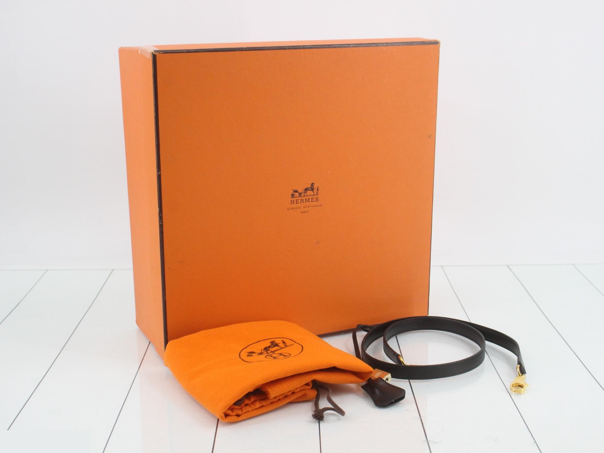 Kelly 28 Box Calf Leather, with W stamp, and shoulder strap. — view 8