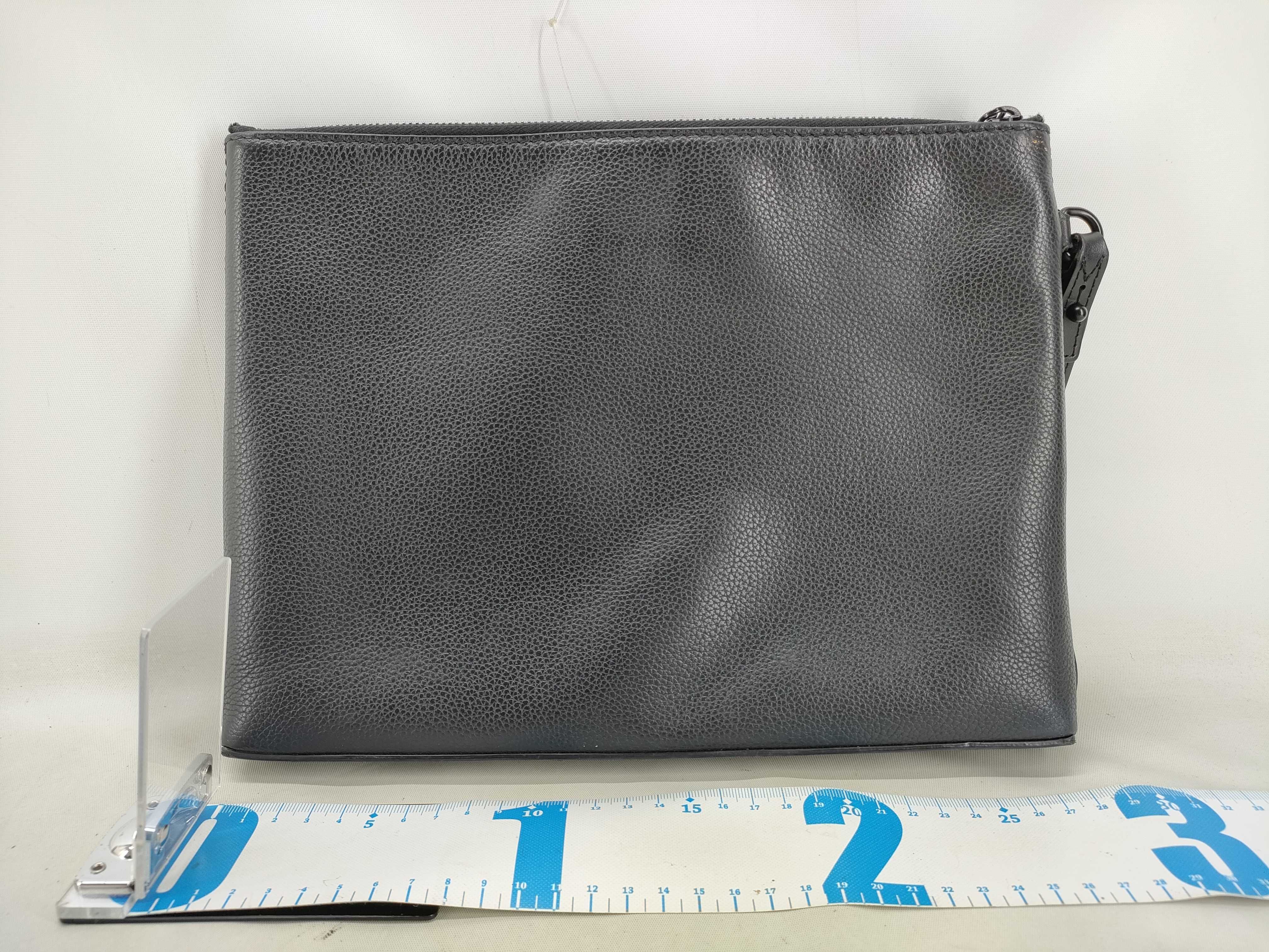 LV Aerogram Pochette iPad M69837 Black (RFID detected) Second Bag — view 2