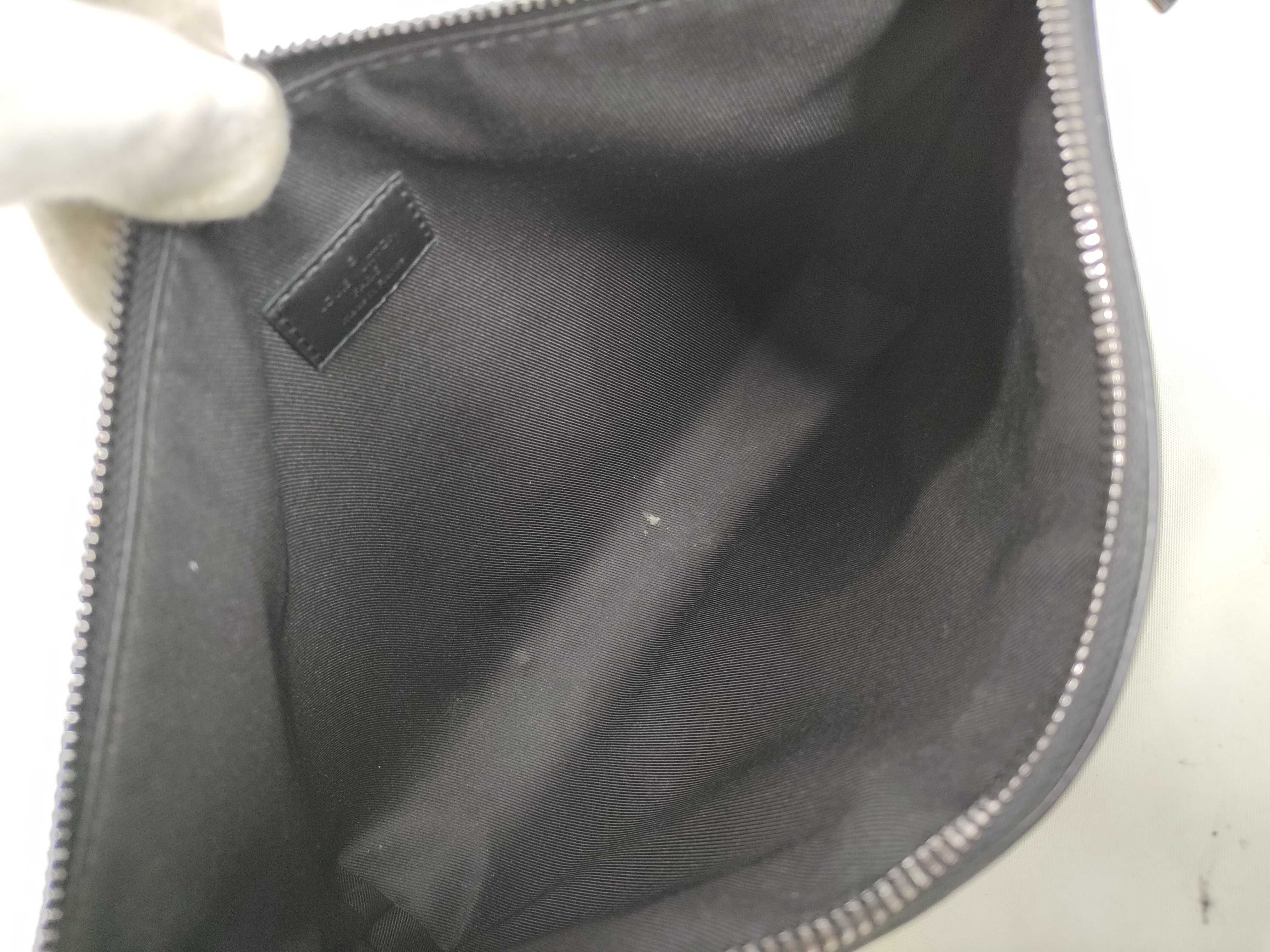 LV Aerogram Pochette iPad M69837 Black (RFID detected) Second Bag — view 9