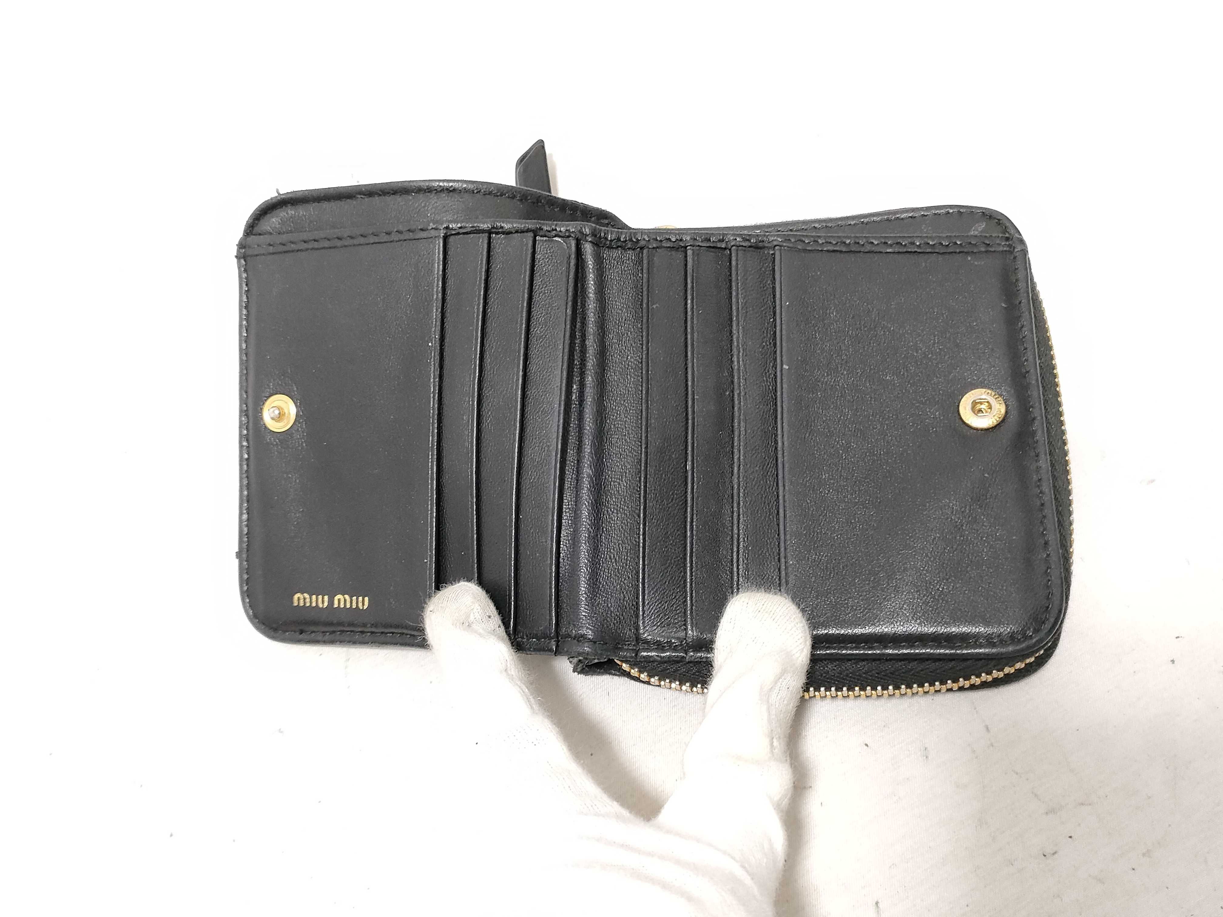 Matelassé Leather Round Zip Bi-fold Wallet — view 11