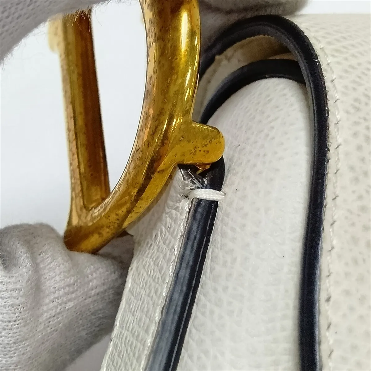 Saddle Leather Shoulder Bag, White — view 12