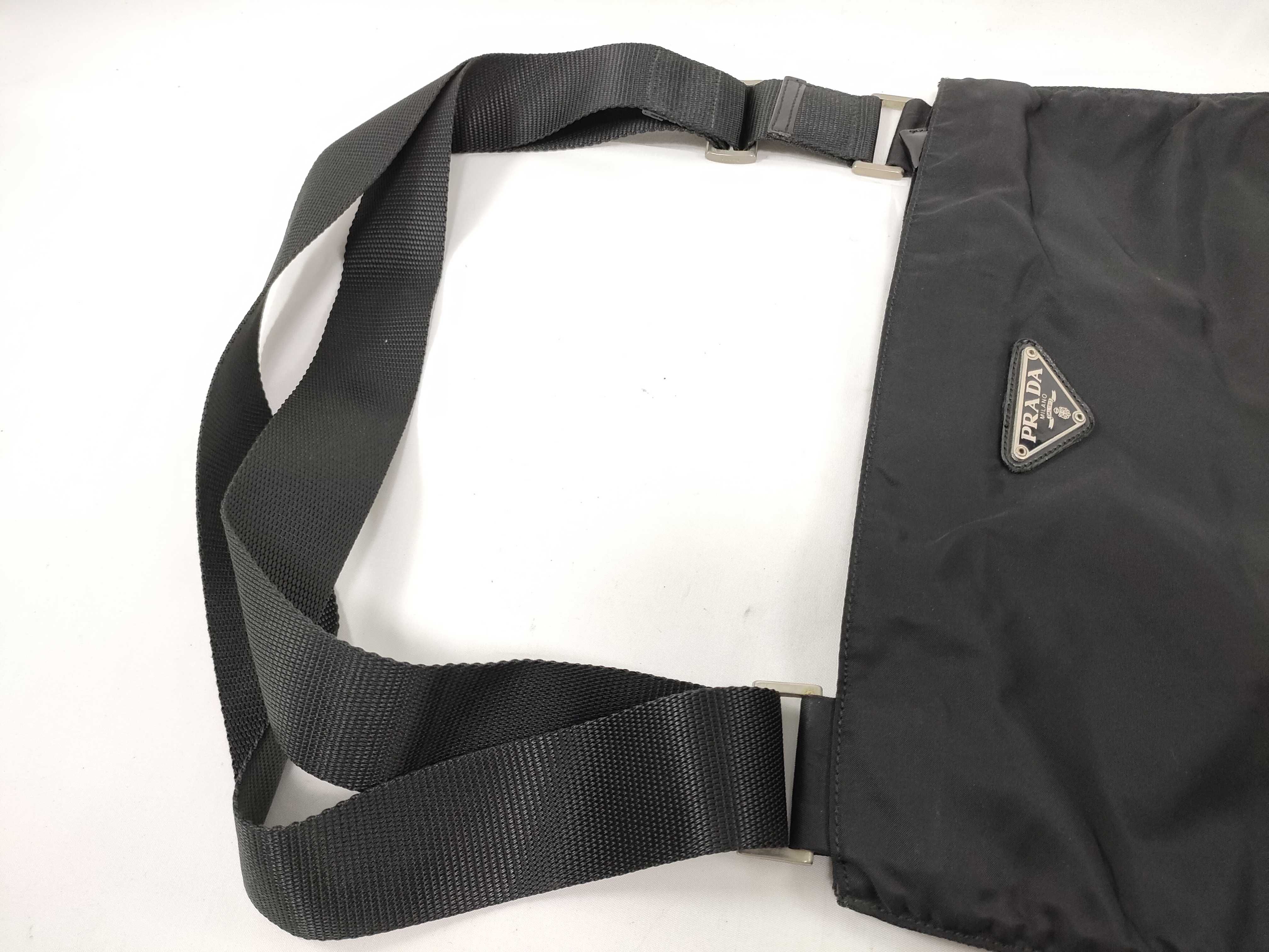 Triangle Logo Hardware Shoulder Bag — view 4