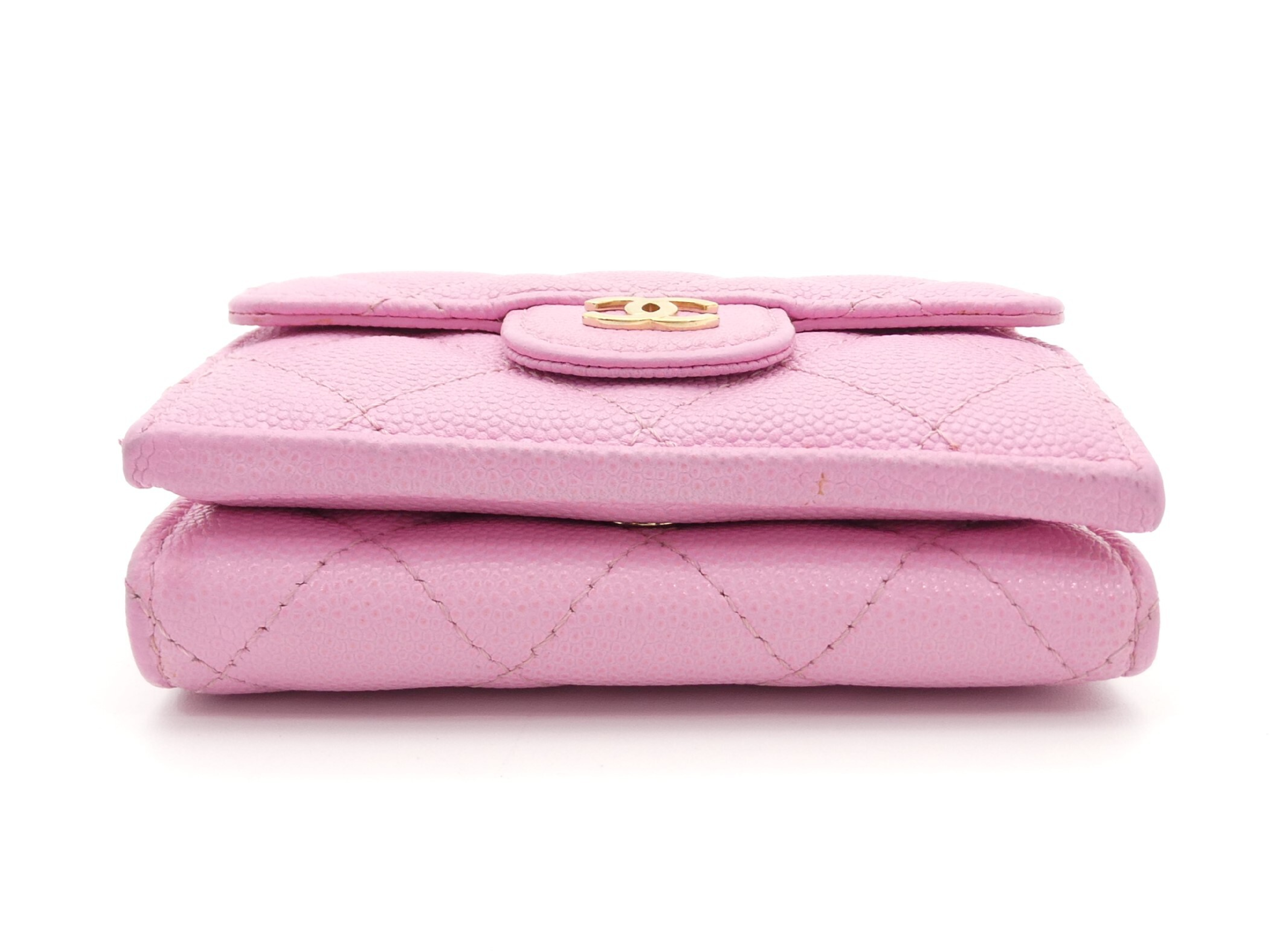 Matelassé Caviar Skin Coco Mark Tri-fold Wallet — view 5