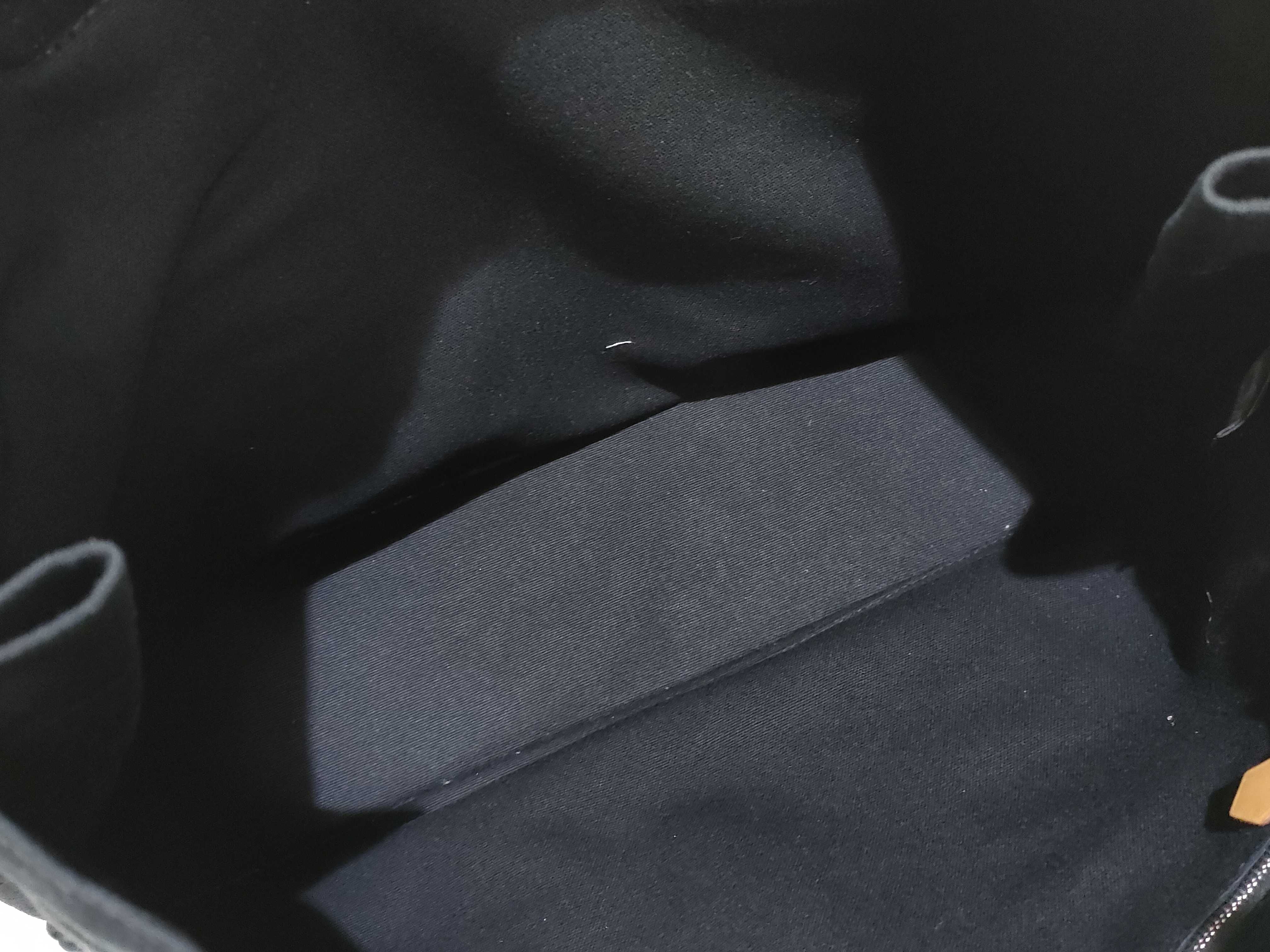 Fourre-Tout MM Black Tote Bag — view 8