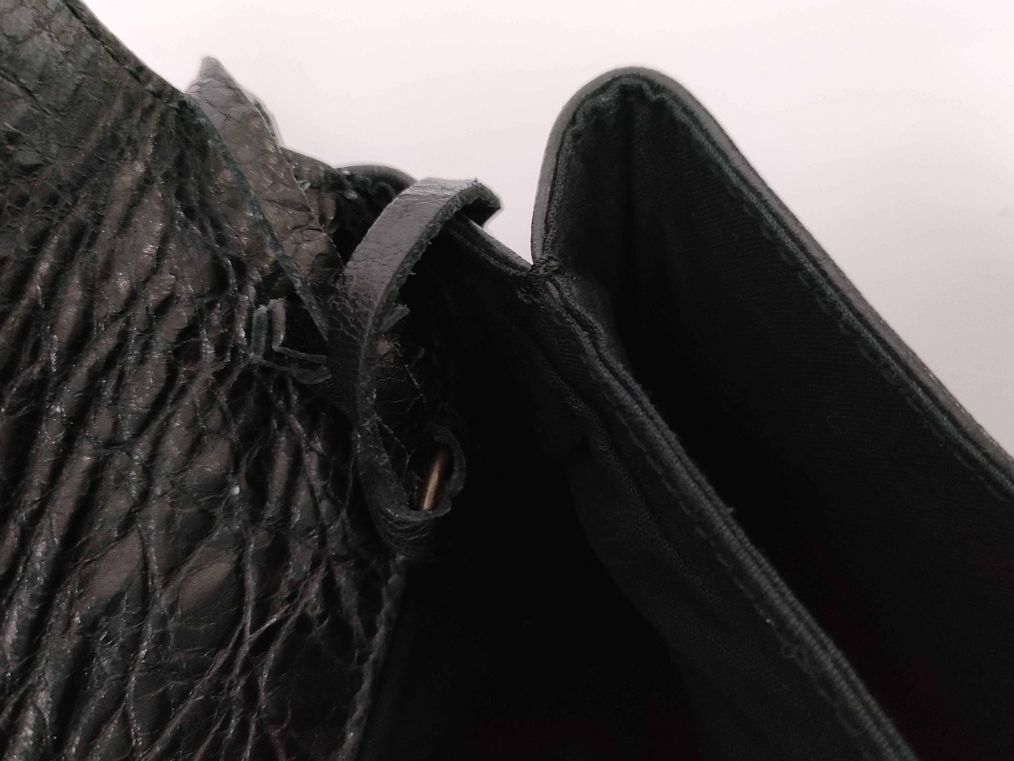 The City Le City Clutch Bag Black — view 9
