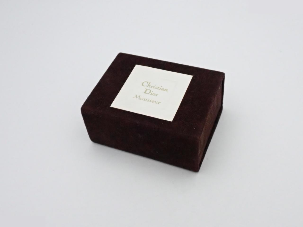 Other lines: Small items, accessories, cufflinks, tie clips — view 4