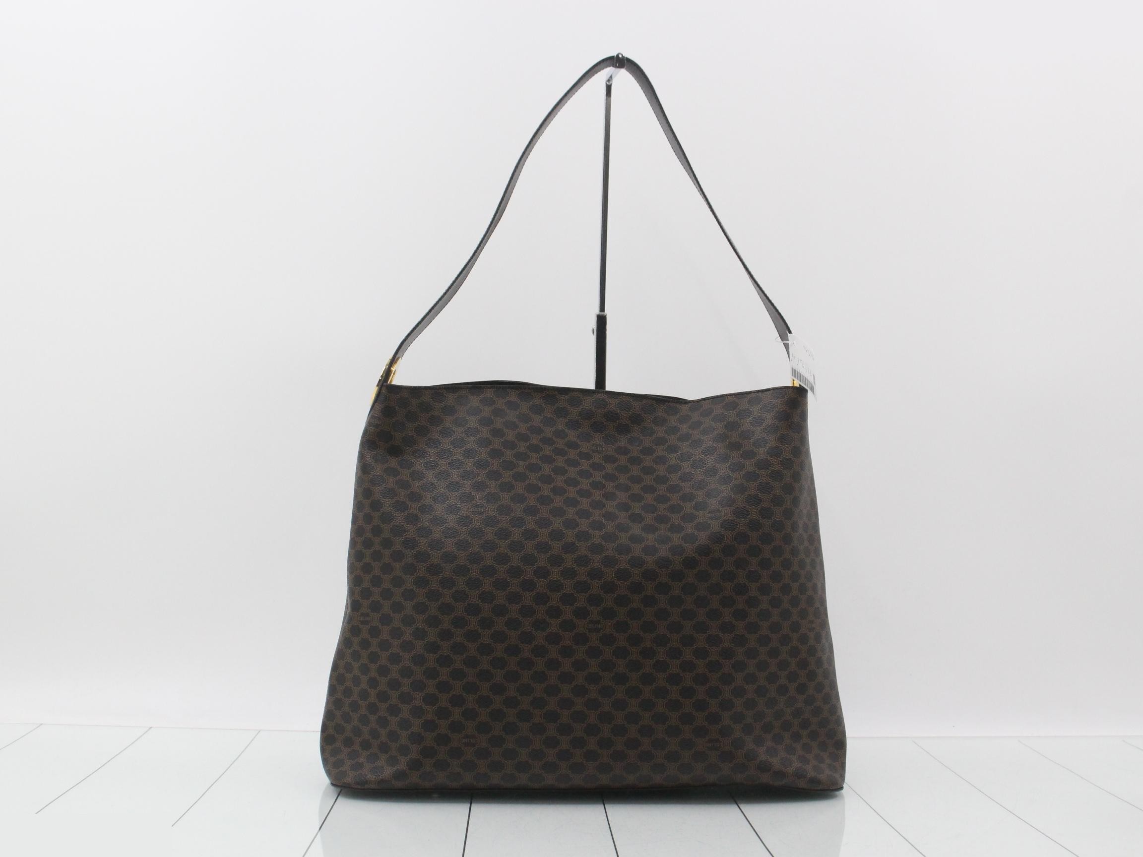 Circle clasp Macadam shoulder bag hobo style black — view 2