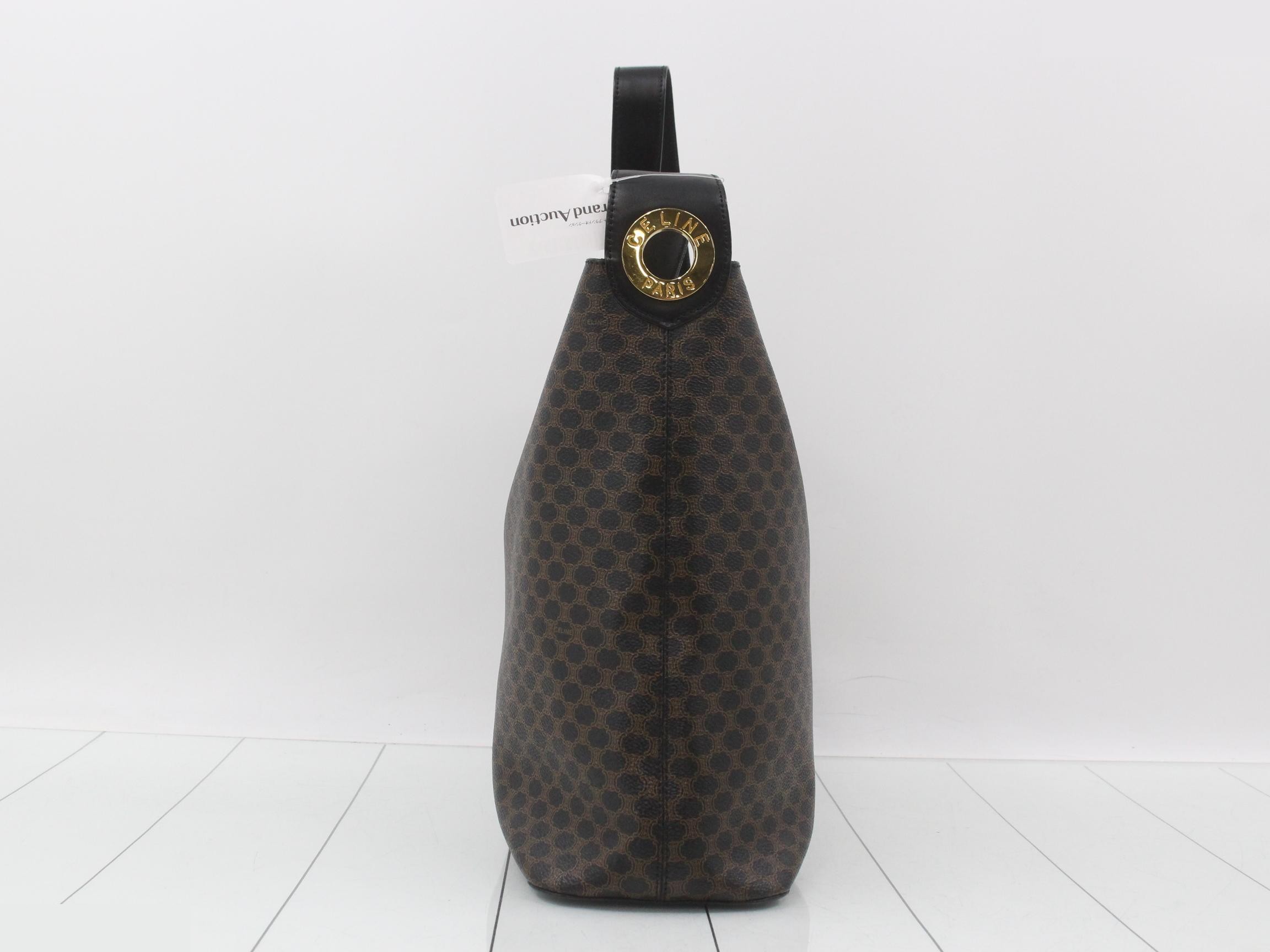 Circle clasp Macadam shoulder bag hobo style black — view 4