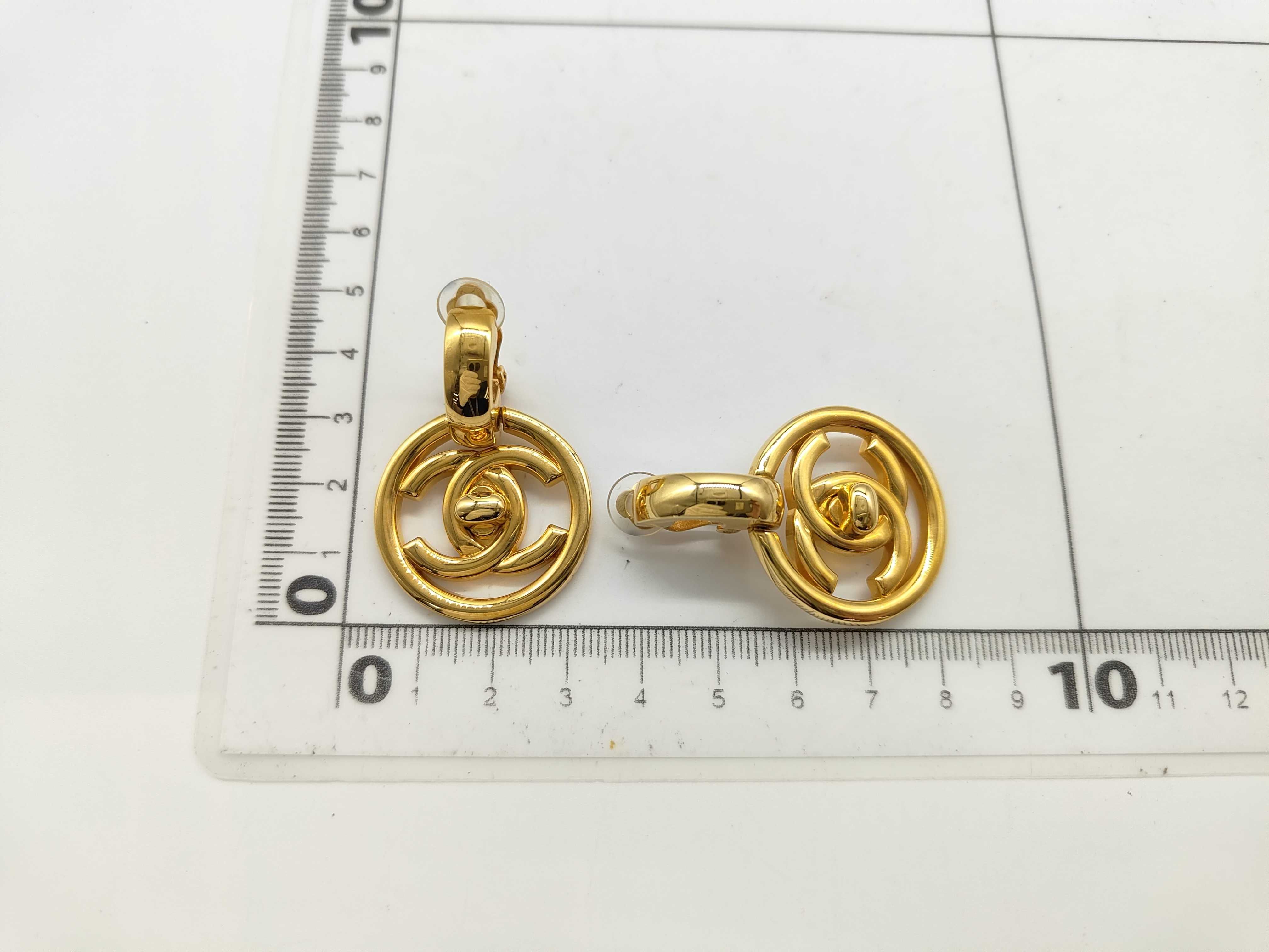 earrings, gold circle shape, with original box. — view 6