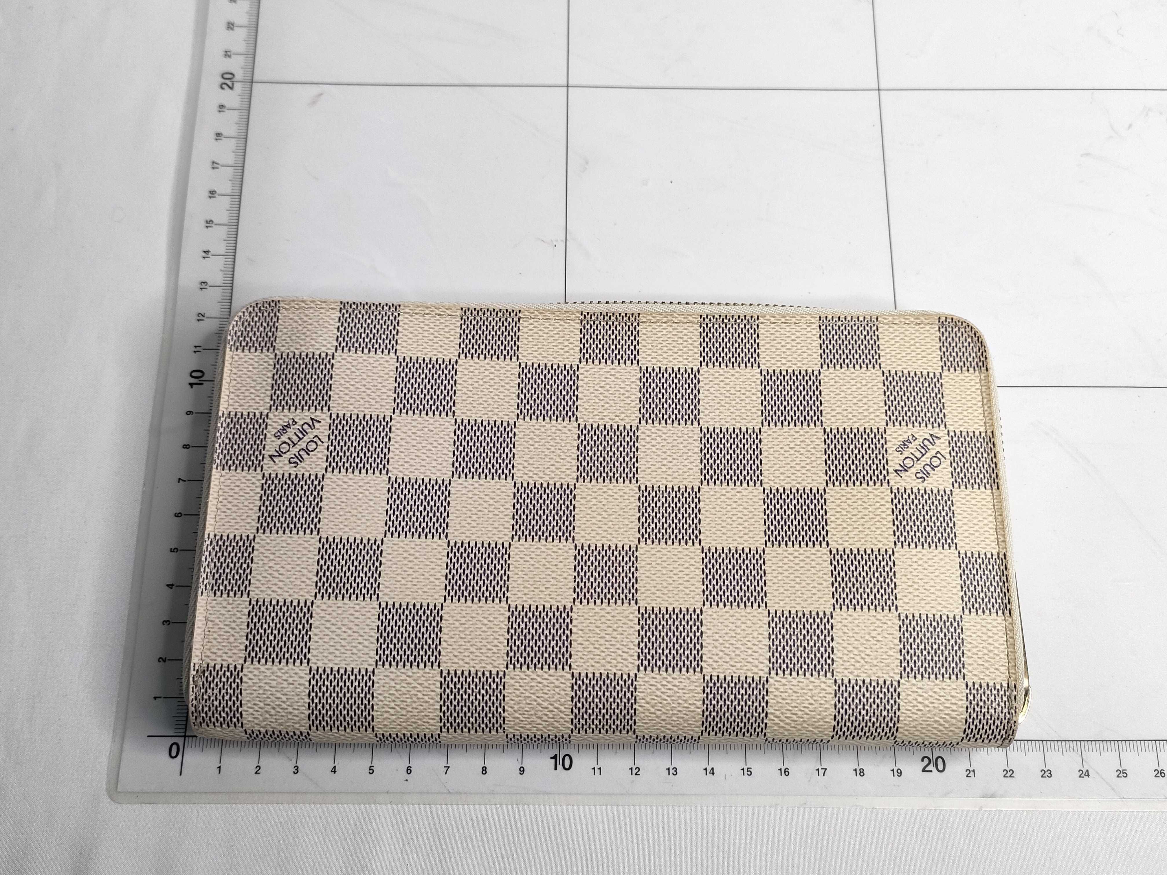 Damier Azur Zippy Organizer Round Zipper Long Wallet — view 2