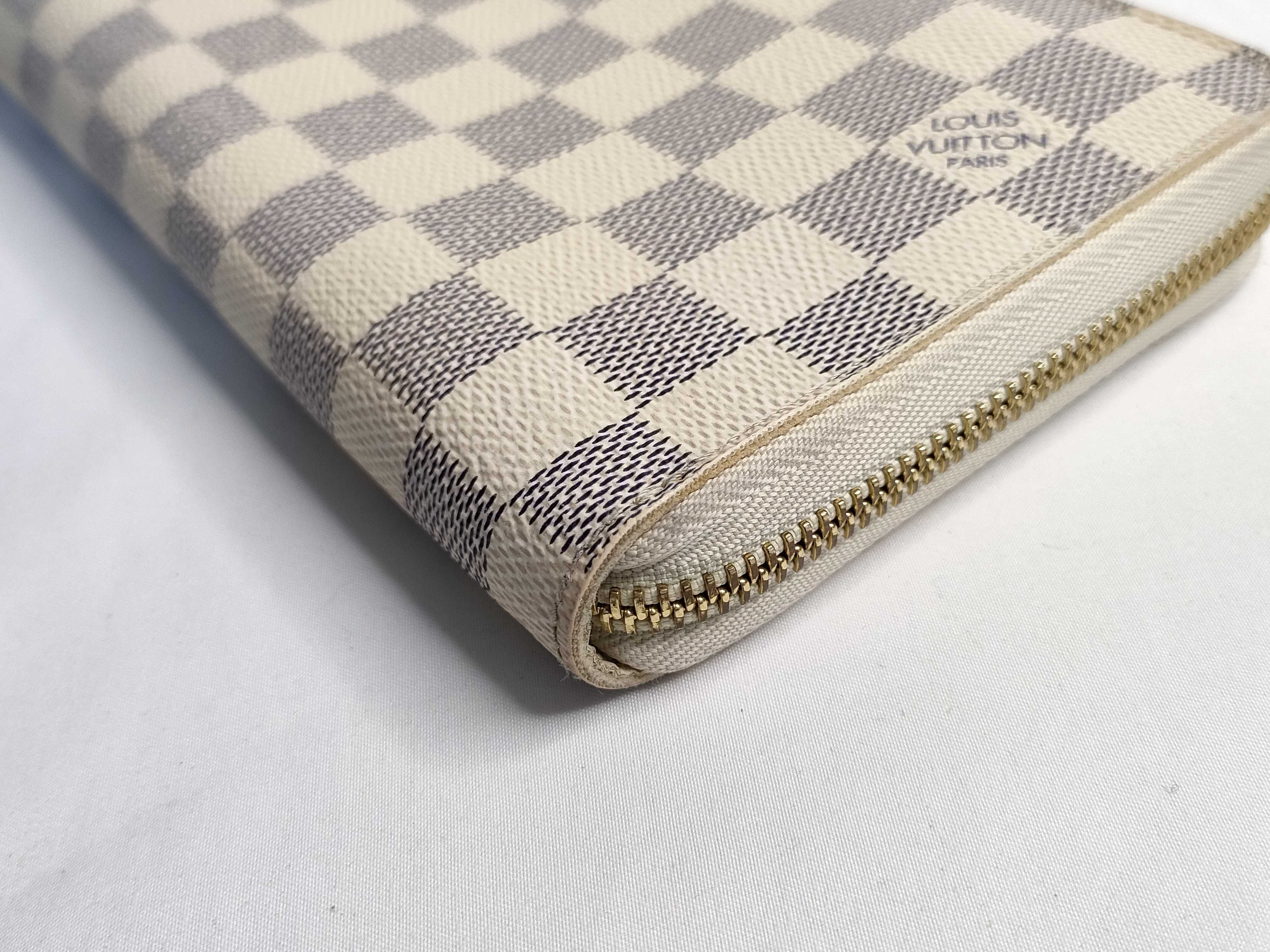 Damier Azur Zippy Organizer Round Zipper Long Wallet — view 3