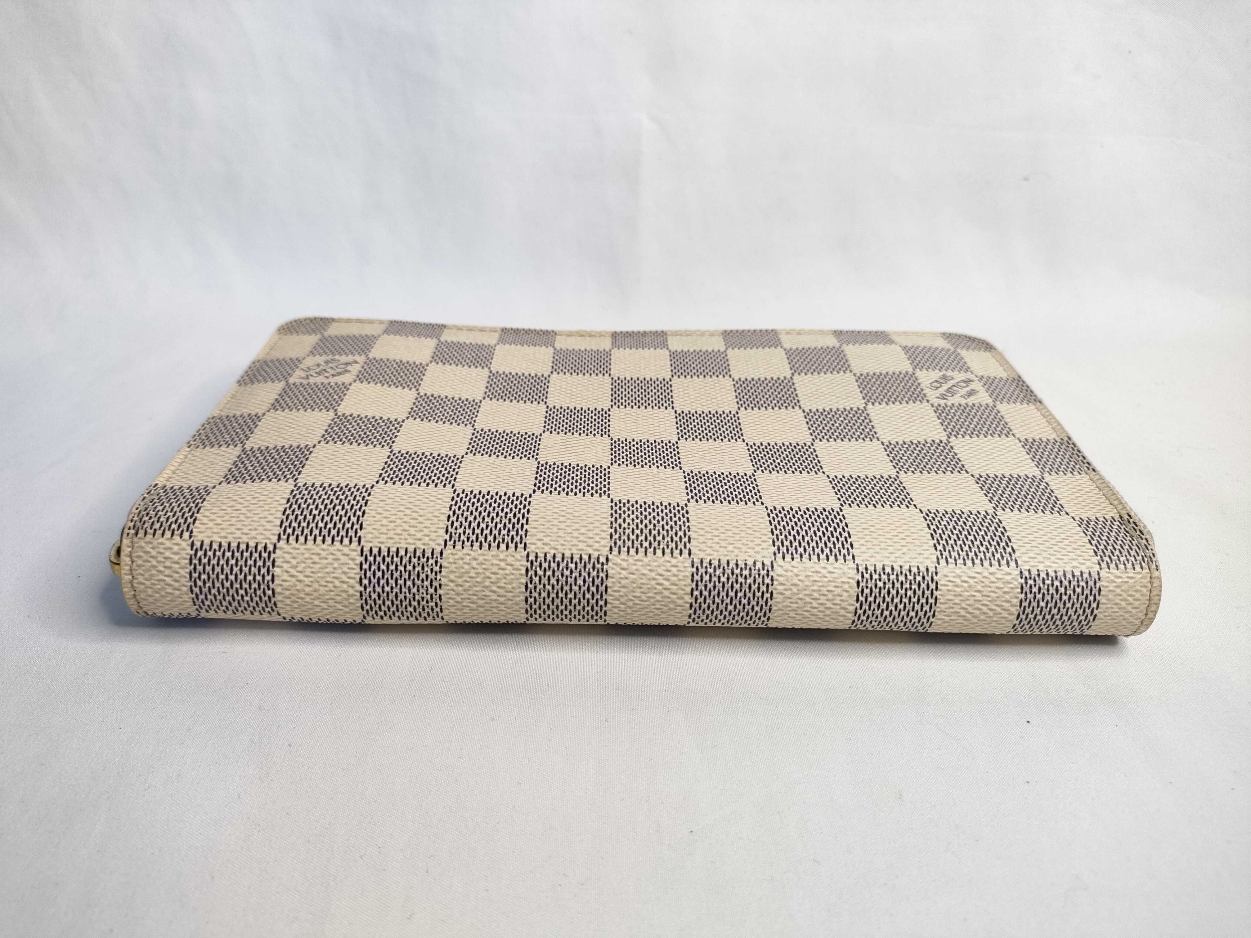 Damier Azur Zippy Organizer Round Zipper Long Wallet — view 4