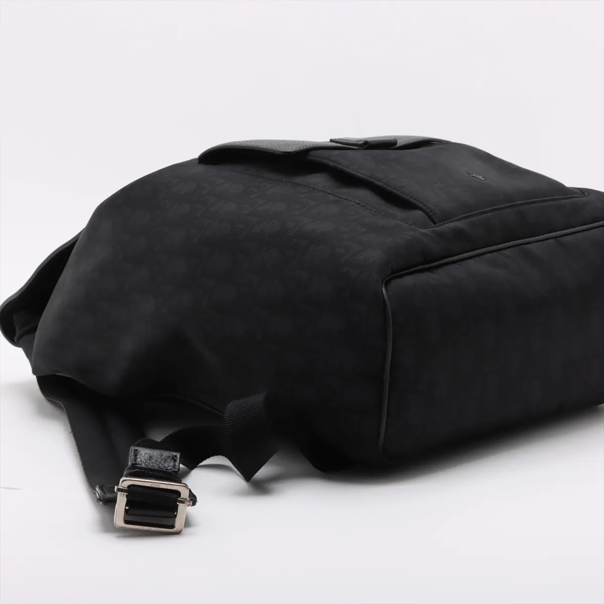 Oblique Motion Nylon x Leather Backpack/Rucksack Black — view 4