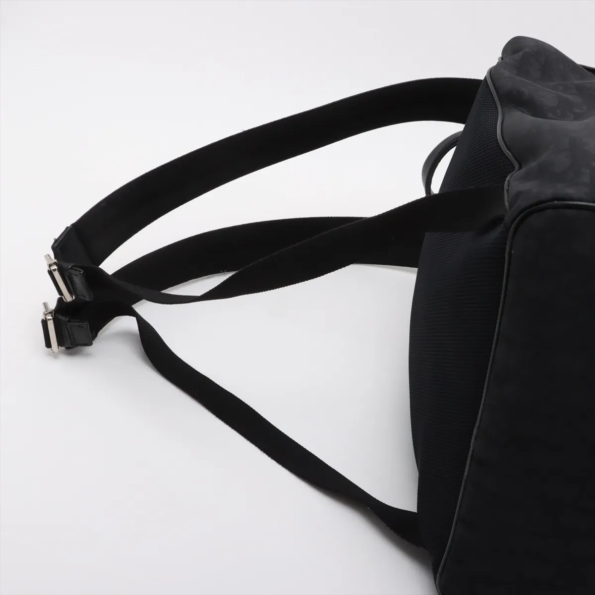 Oblique Motion Nylon x Leather Backpack/Rucksack Black — view 6