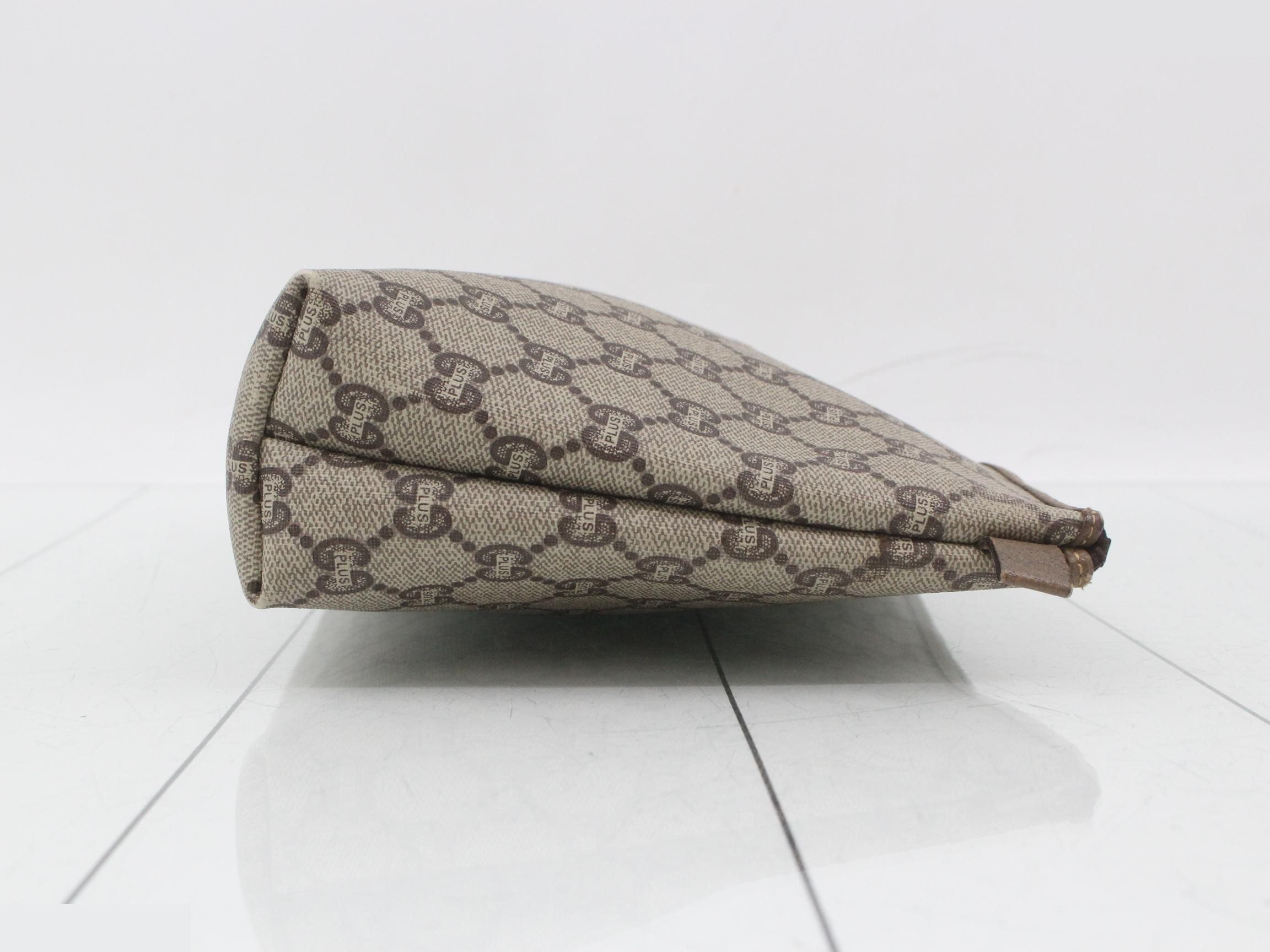 Pouch — view 3