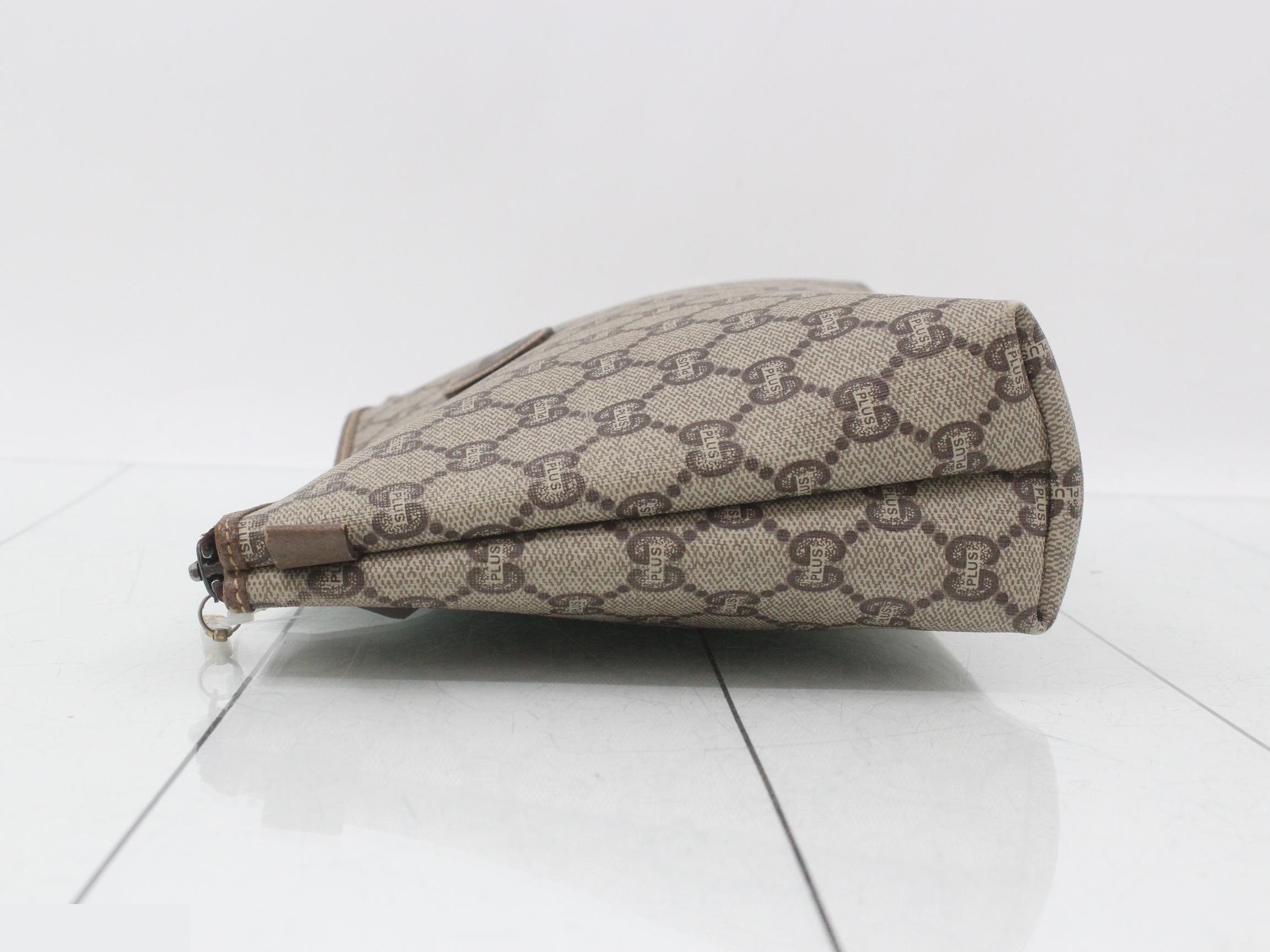Pouch — view 4
