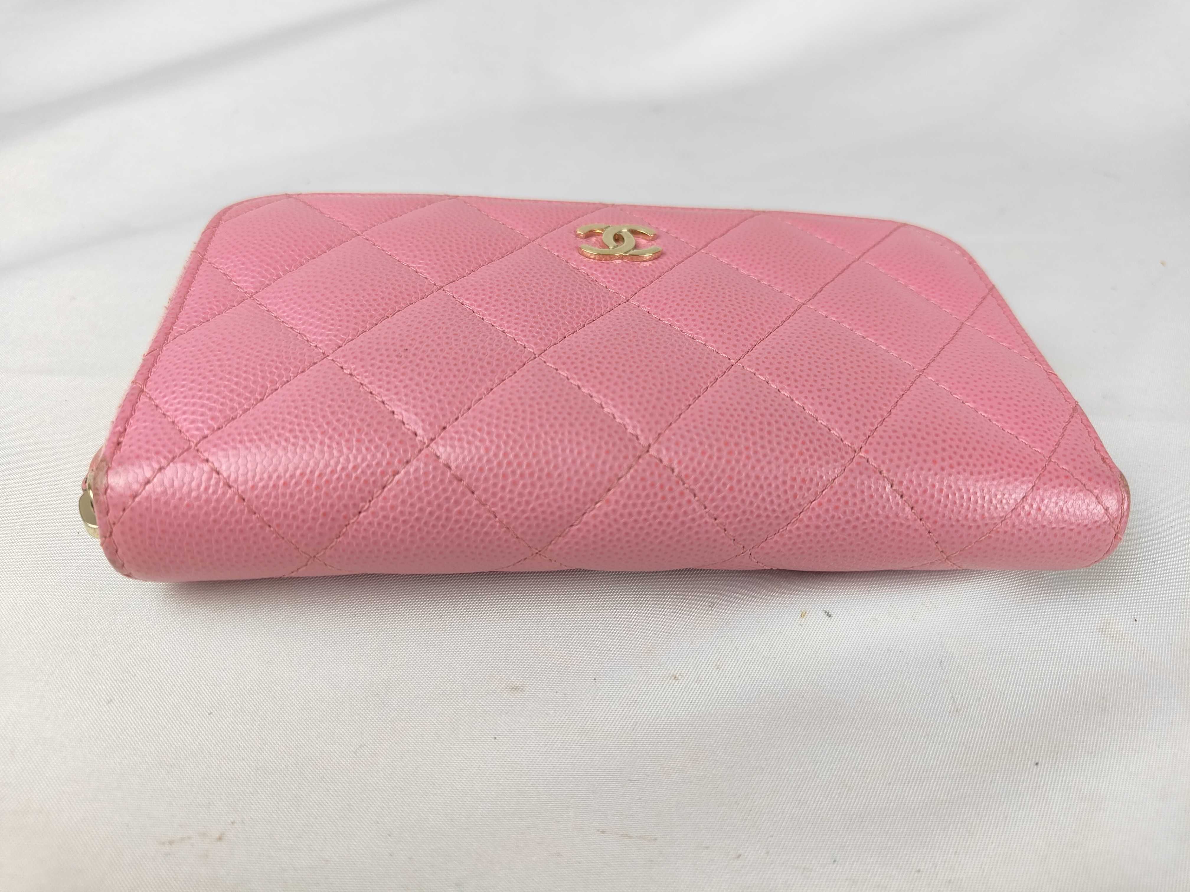 Caviar Skin Coco Round Zip Wallet Pink — view 3
