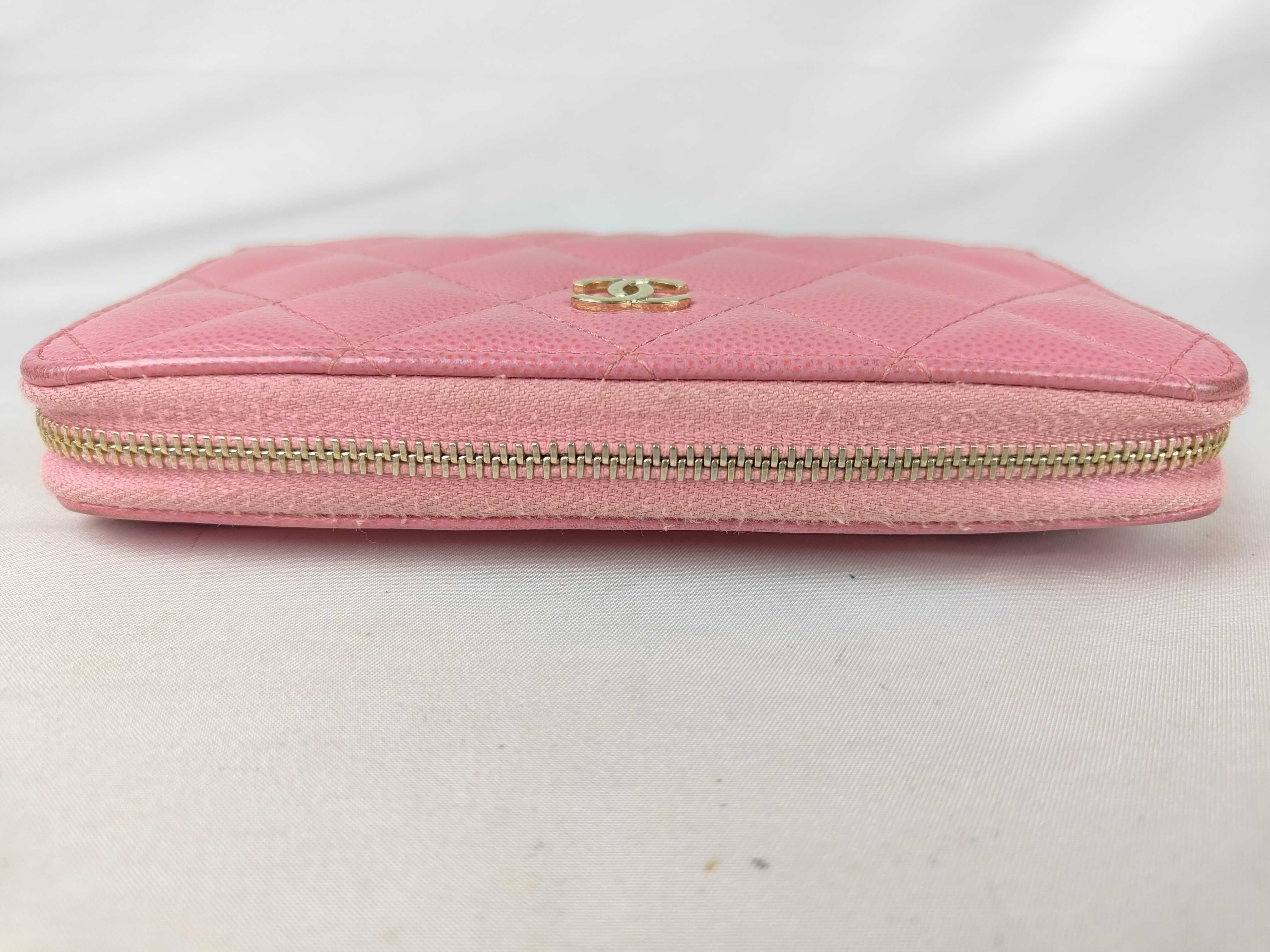 Caviar Skin Coco Round Zip Wallet Pink — view 6