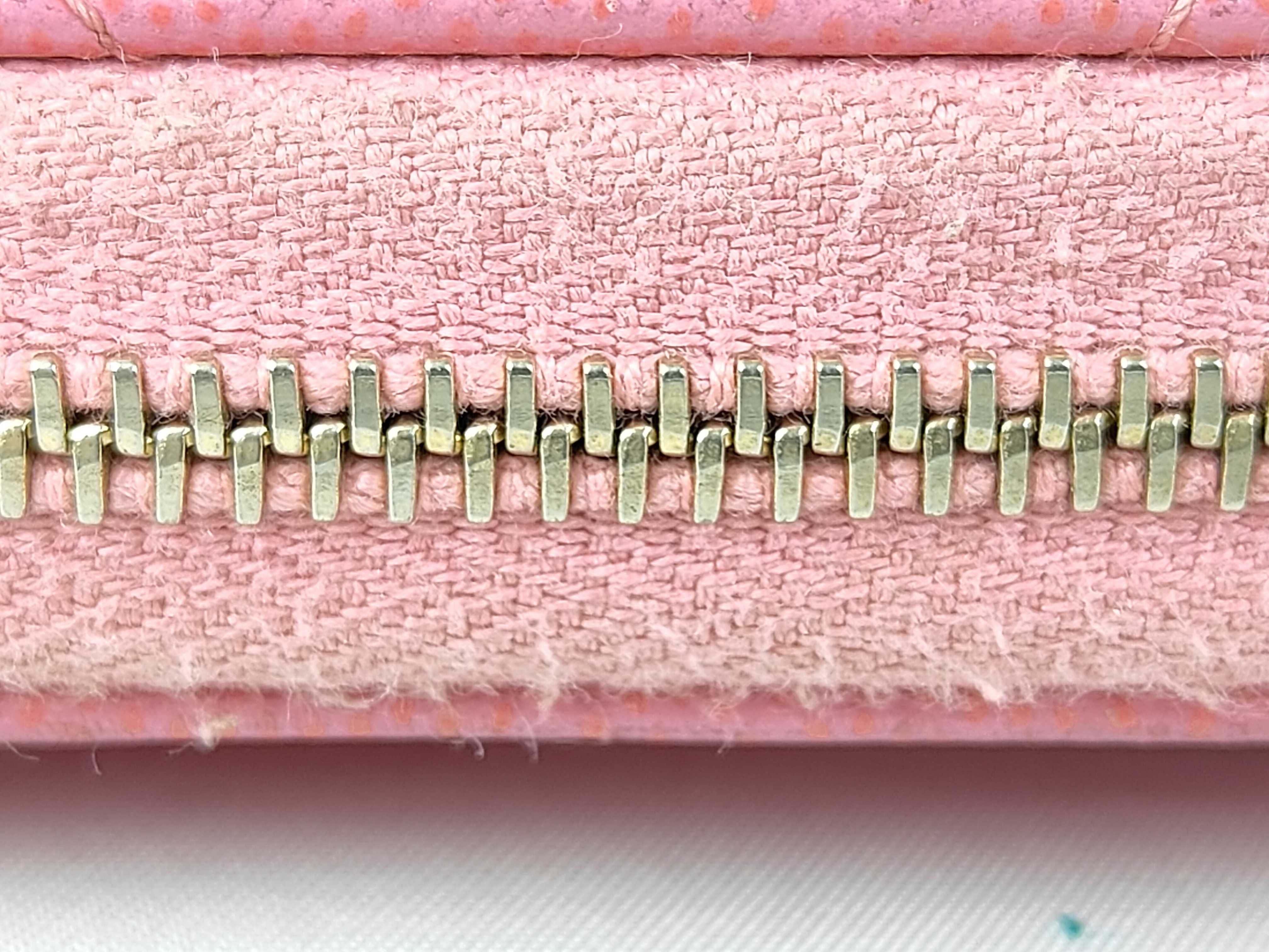 Caviar Skin Coco Round Zip Wallet Pink — view 7