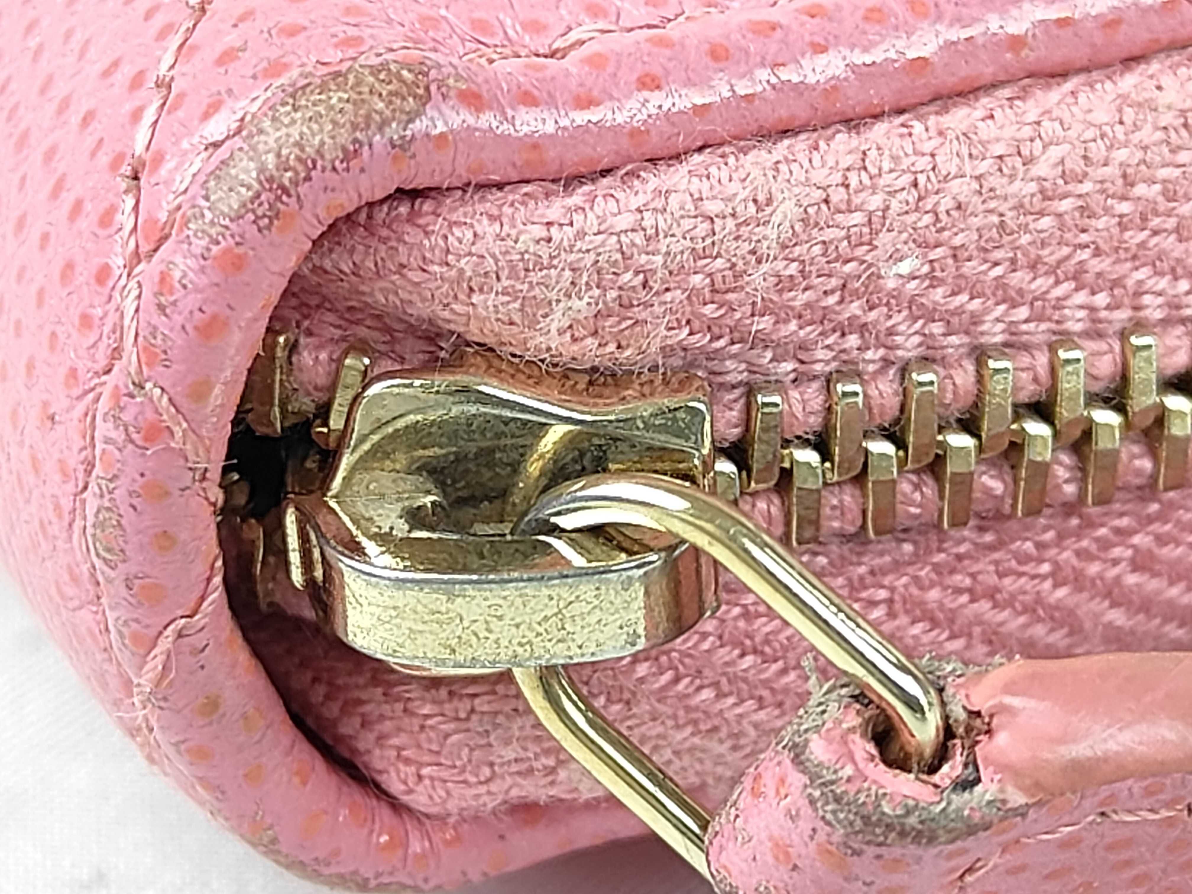 Caviar Skin Coco Round Zip Wallet Pink — view 8