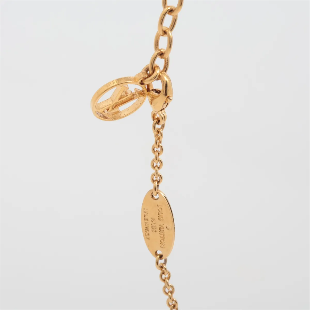 M61083 Essential V OB1212 Necklace, GP Gold. Shows — view 3
