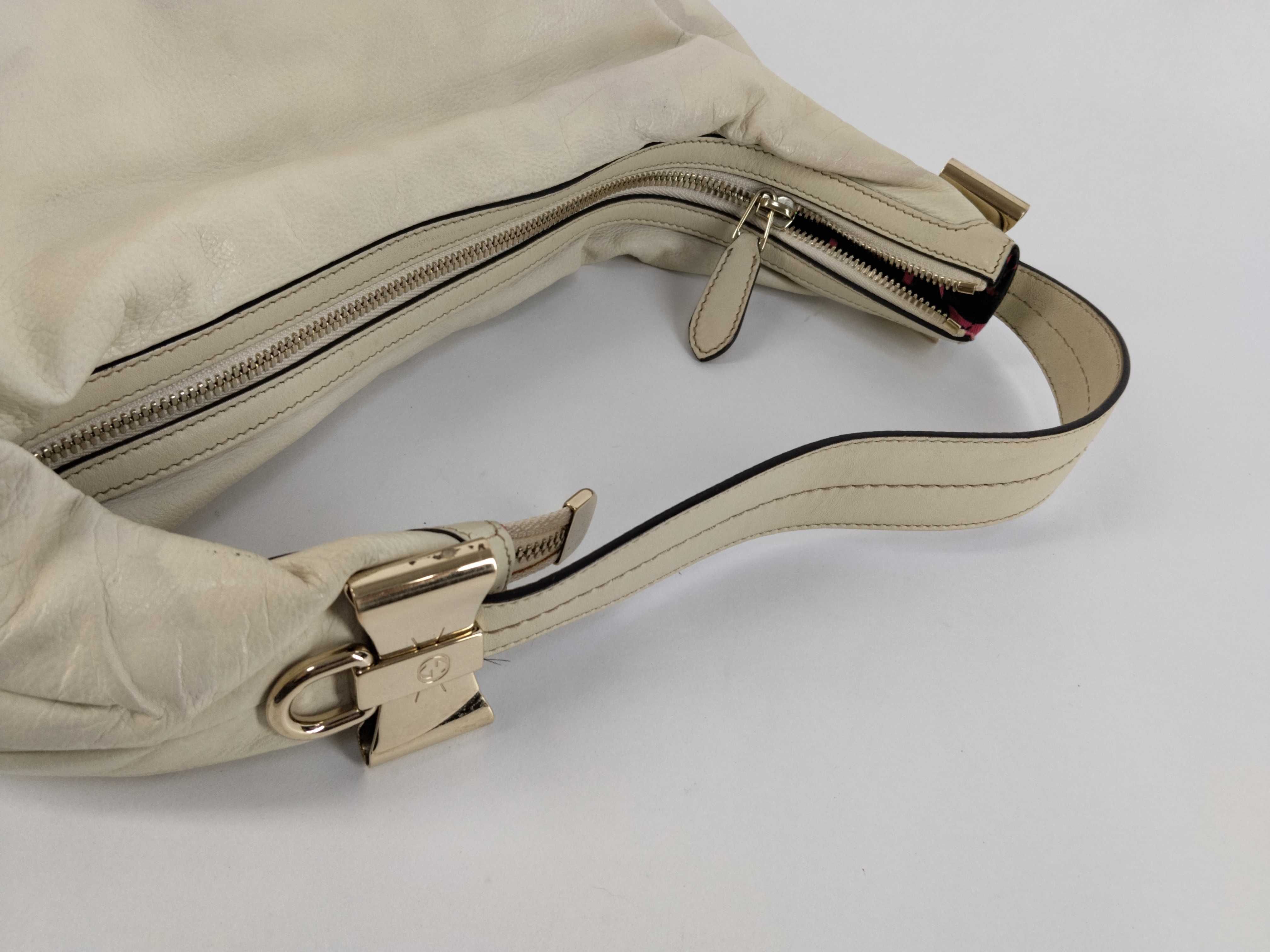 Ivory One-Shoulder Bag (Shoulder Bag) — view 3