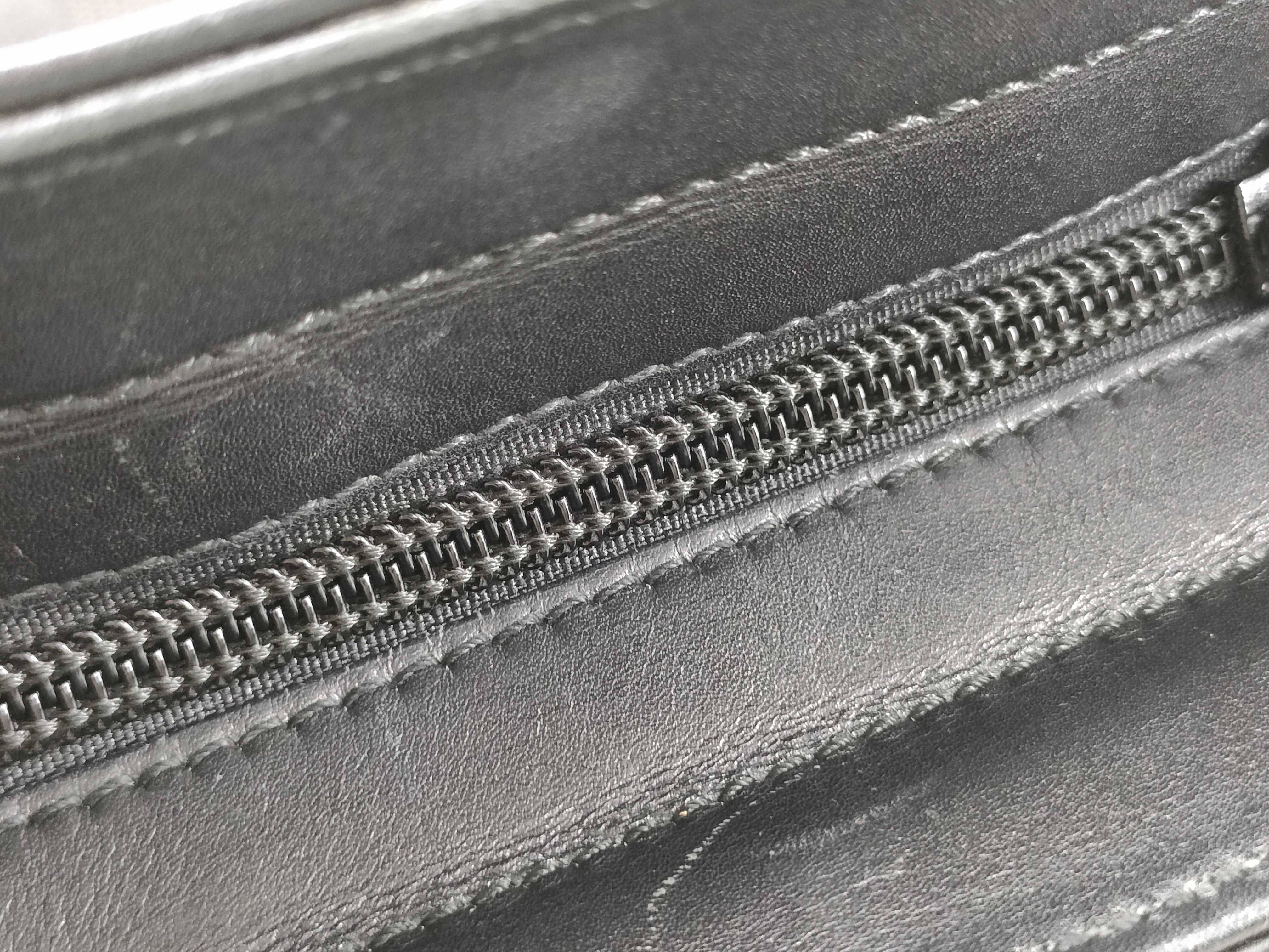 GG Canvas Handbag — view 12