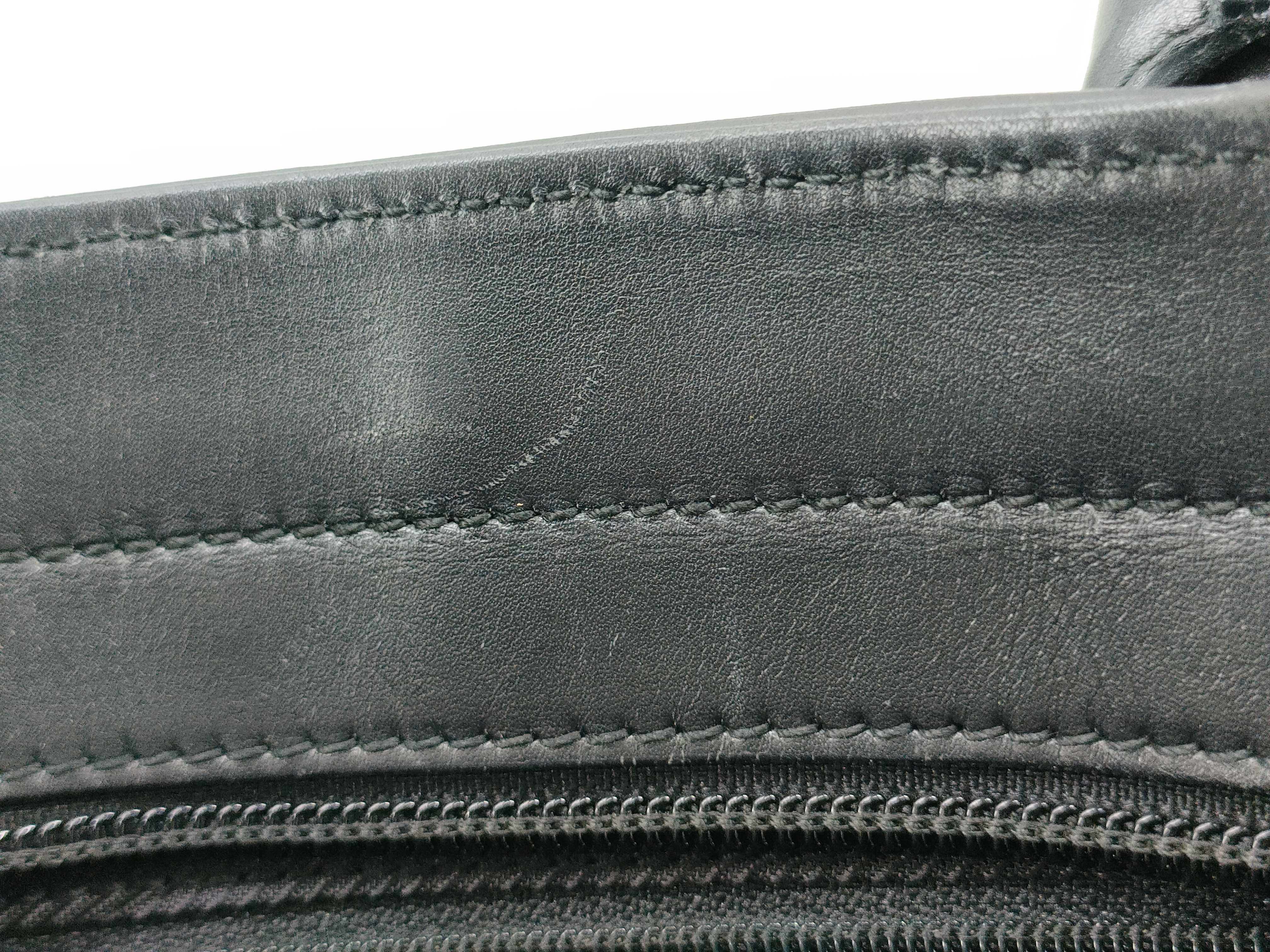 GG Canvas Handbag — view 15