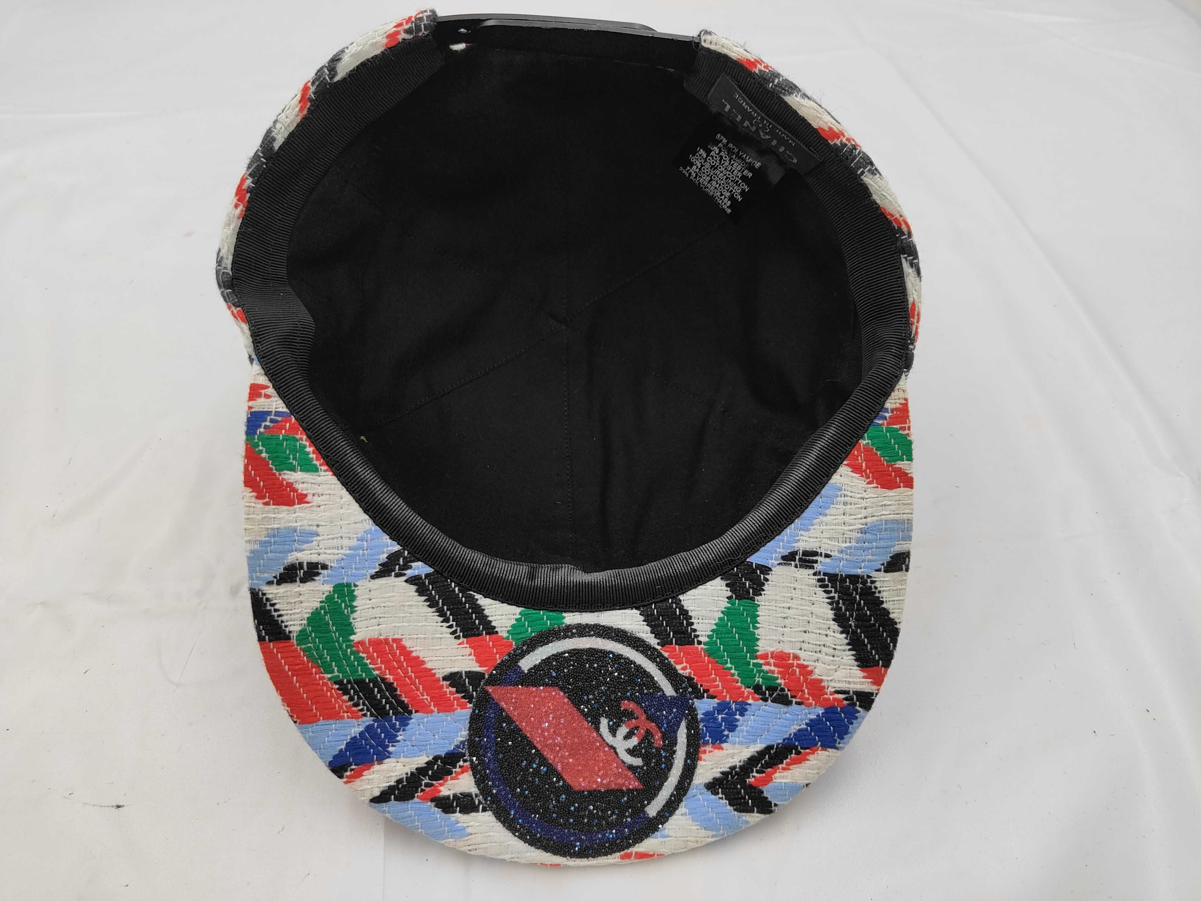 hat, size M, and other accessories. — view 10
