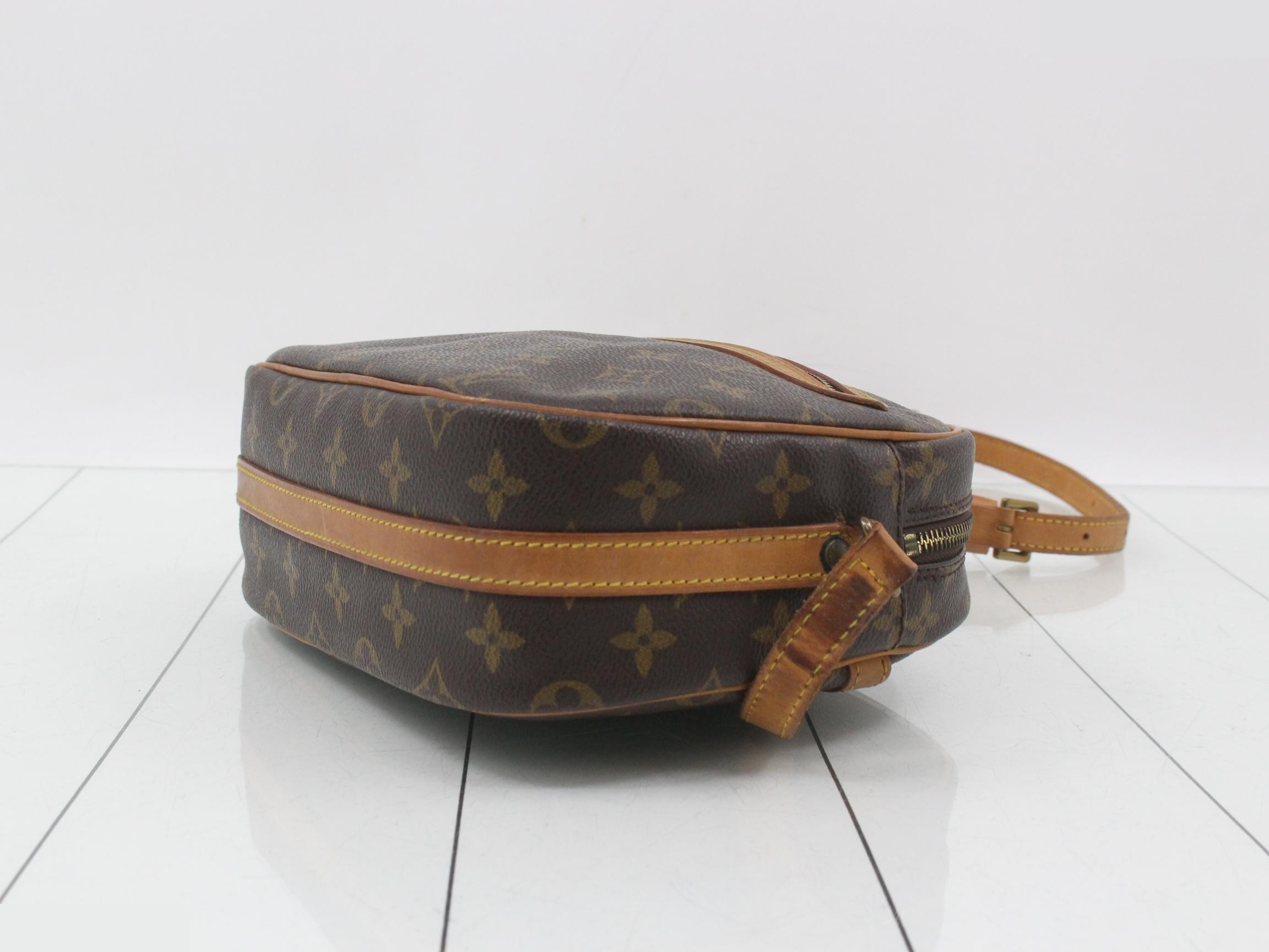 Monogram Senlis — view 6