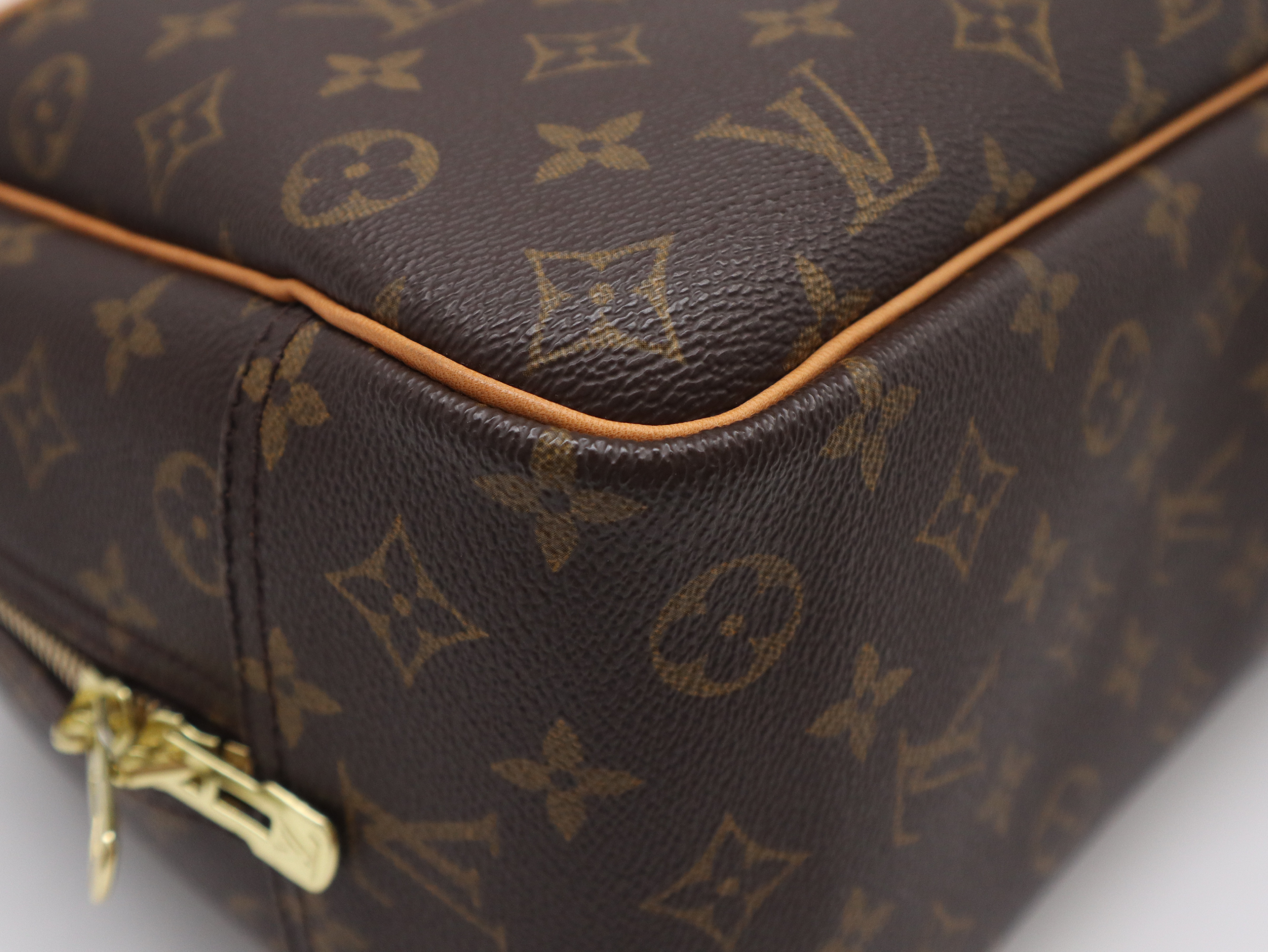 M47270 Monogram Deauville Handbag — view 9