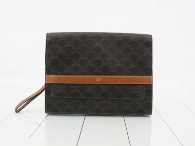 Triomphe Clutch Bag