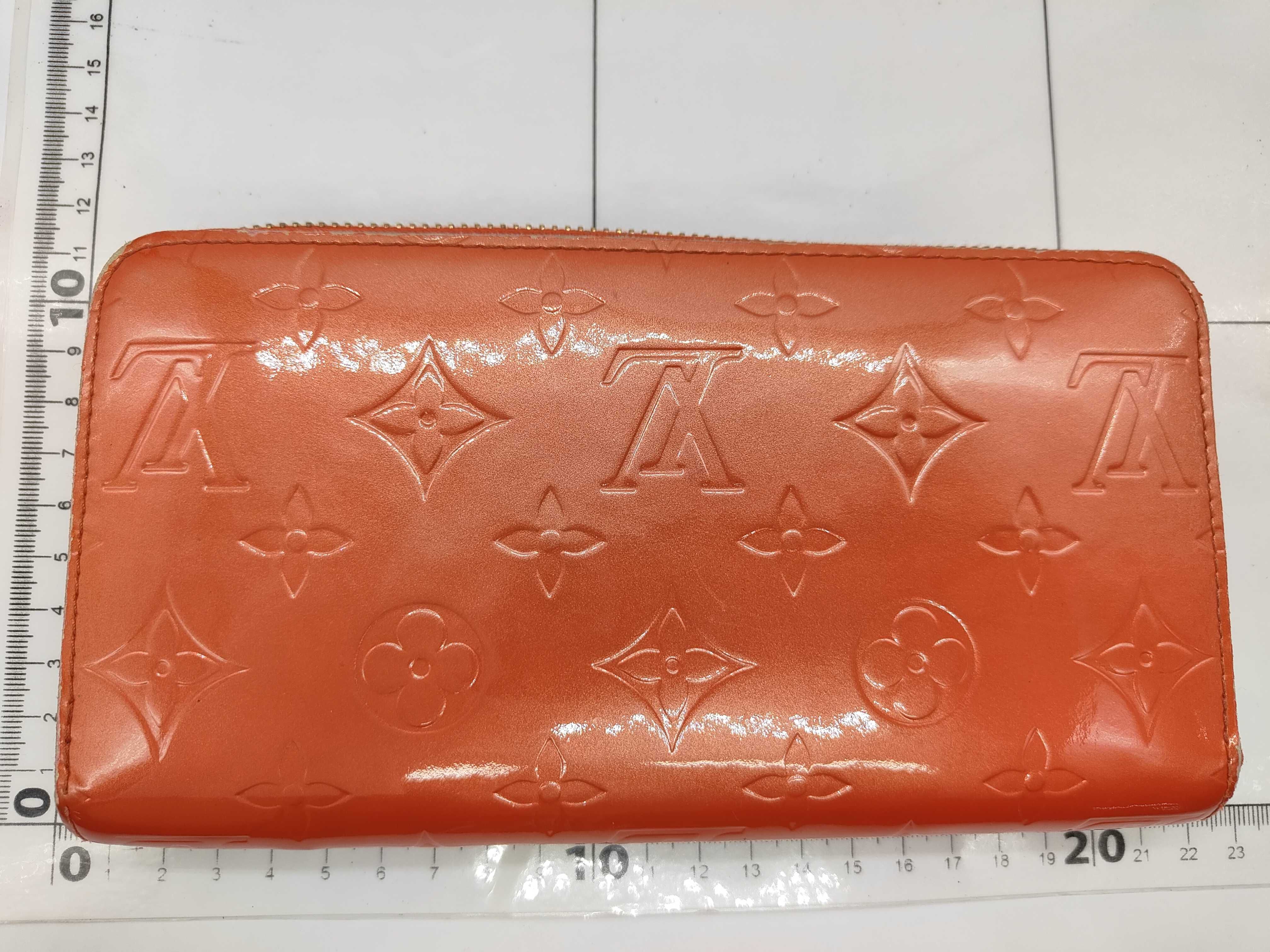 Vernis / Zippy Wallet / Long Wallet / Enamel Wallet — view 2