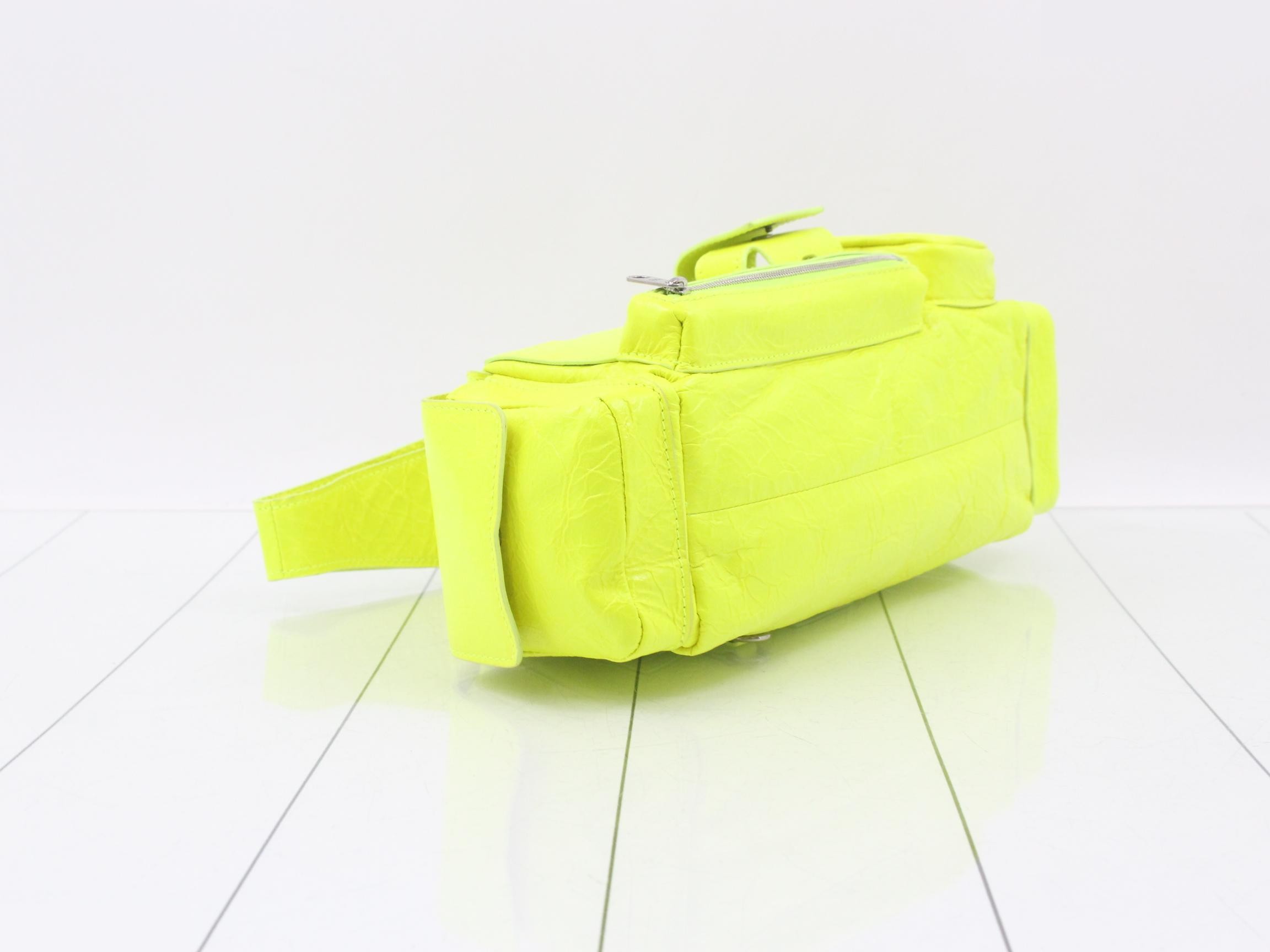 neon yellow superbusy — view 5