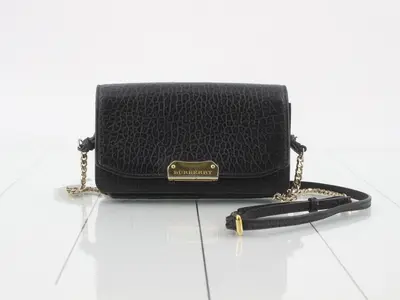 Other lines: Bags and shoulder bags