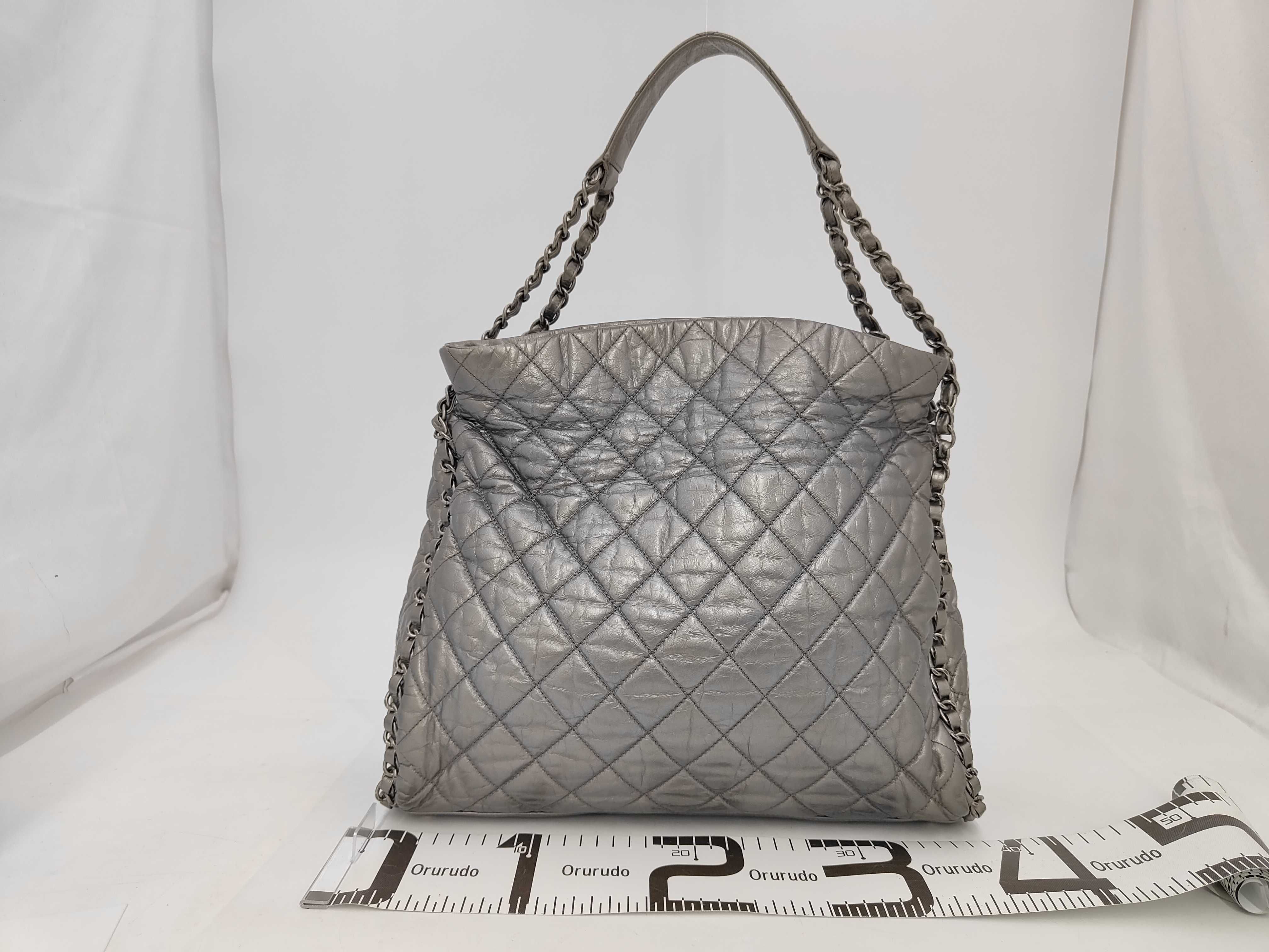 Matelassé Luxury Line Chain Hobo Vintage Leather Silver Hardware 14699614 Seal 36x35x12cm Shoulder Bag — view 2