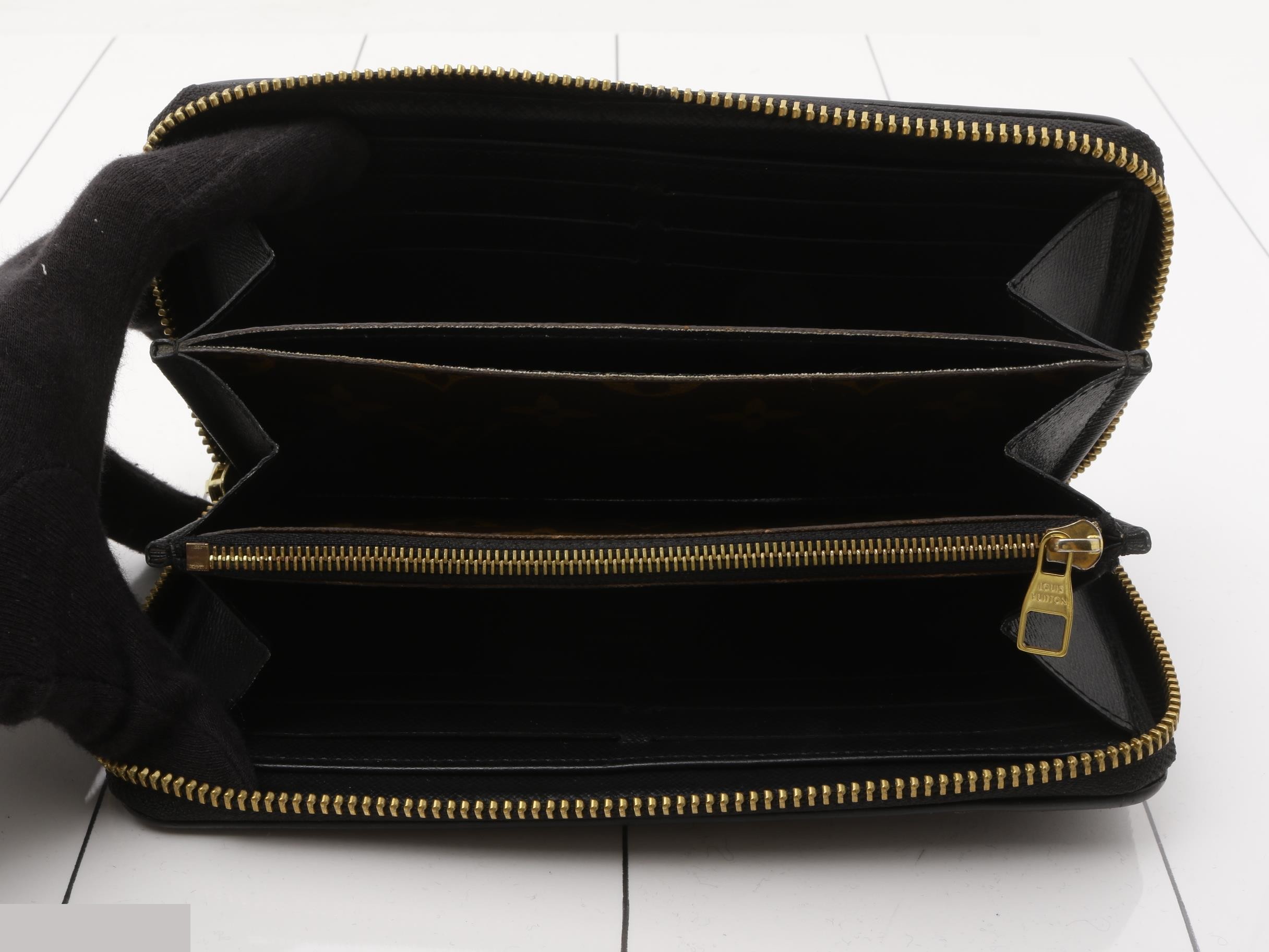 Zippy Wallet — view 4