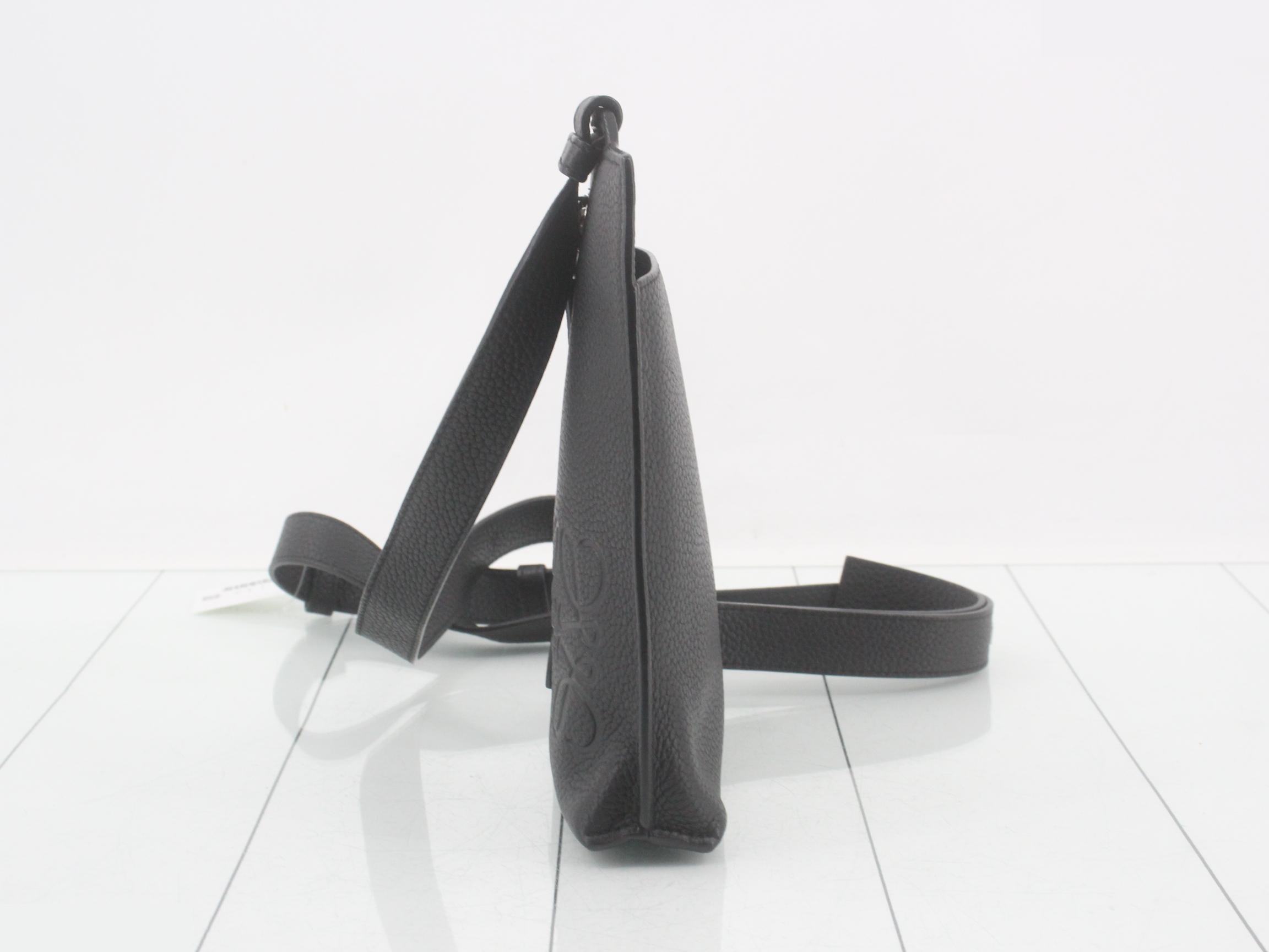 Anagram Vertical T-Pocket Body Bag — view 3