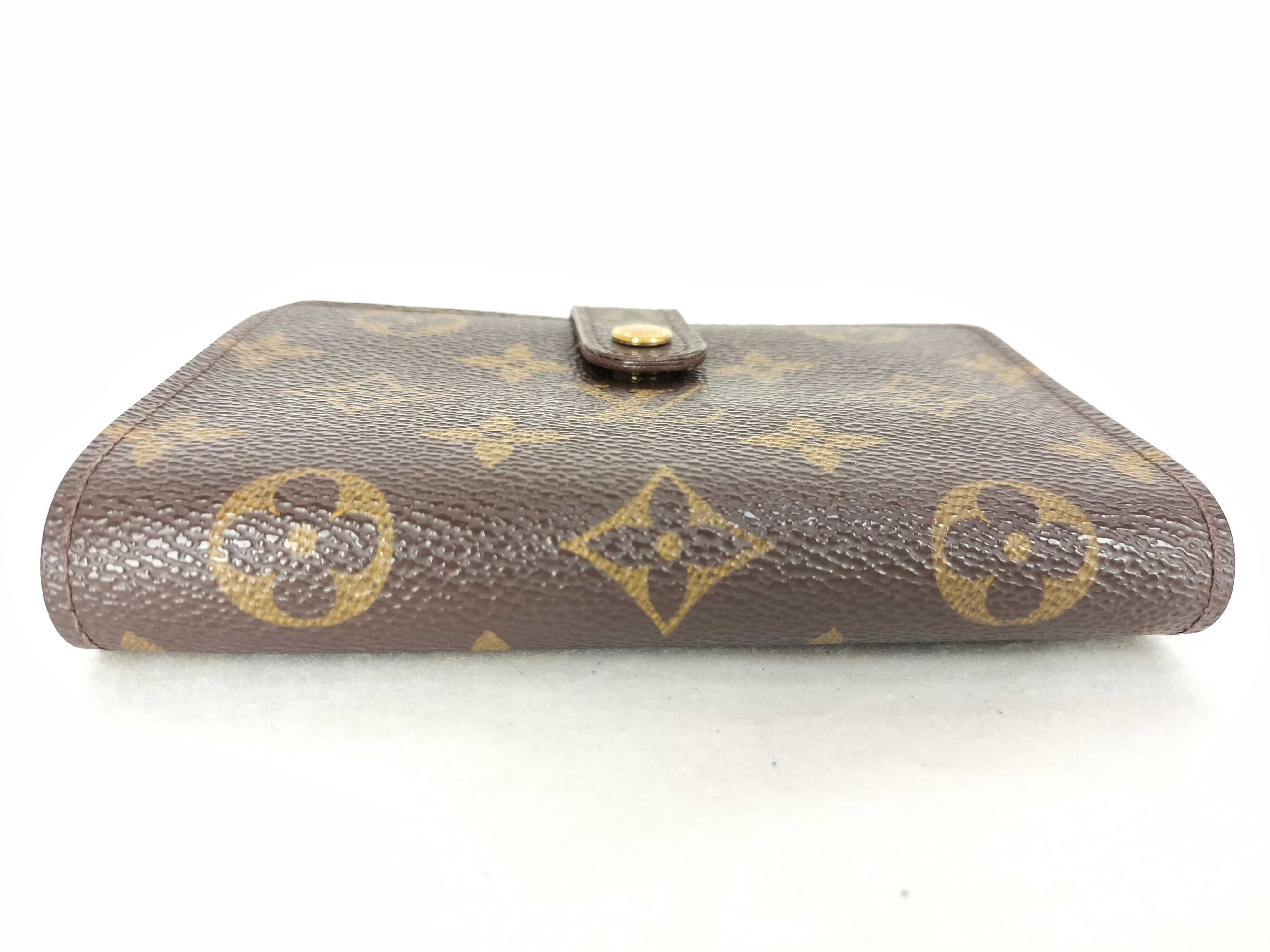 Monogram M61663 Portemonnaie Viennois Clasp Wallet — view 3