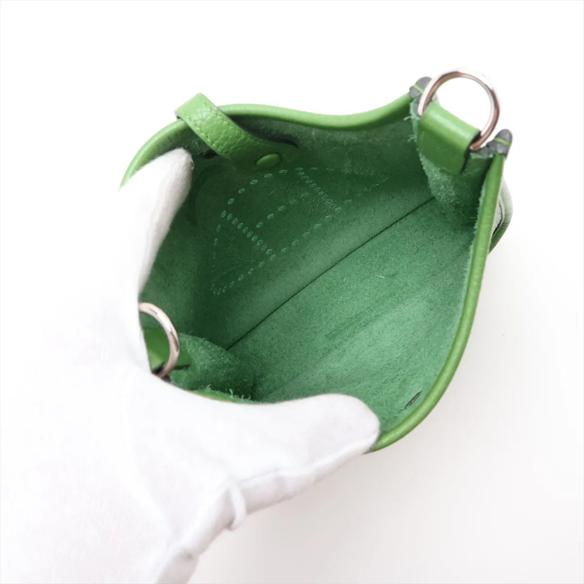 Evelyne 16 TPM Amazon Taurillon Clemence Vert Yucca Silver Hardware W:2024 — view 6
