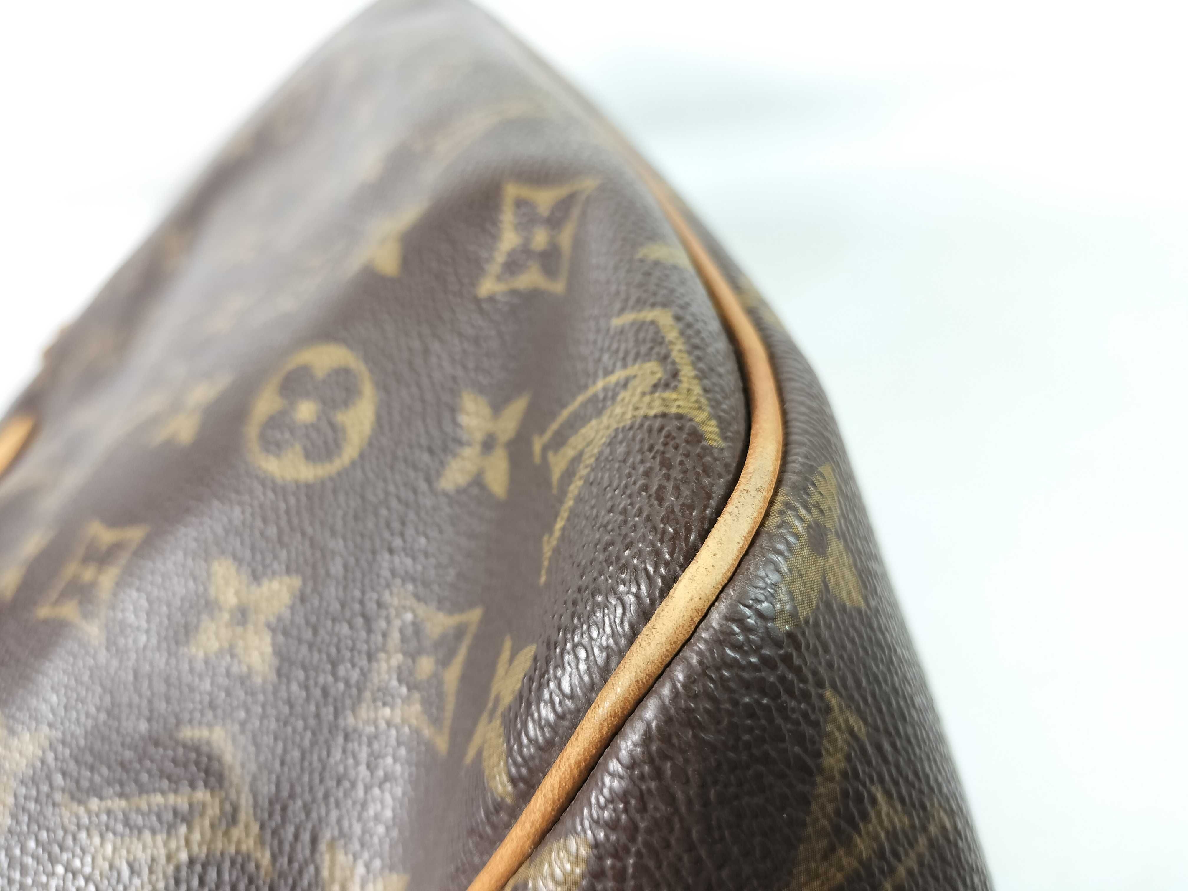 Monogram Louis Vuitton Batignolles Tote Bag — view 6