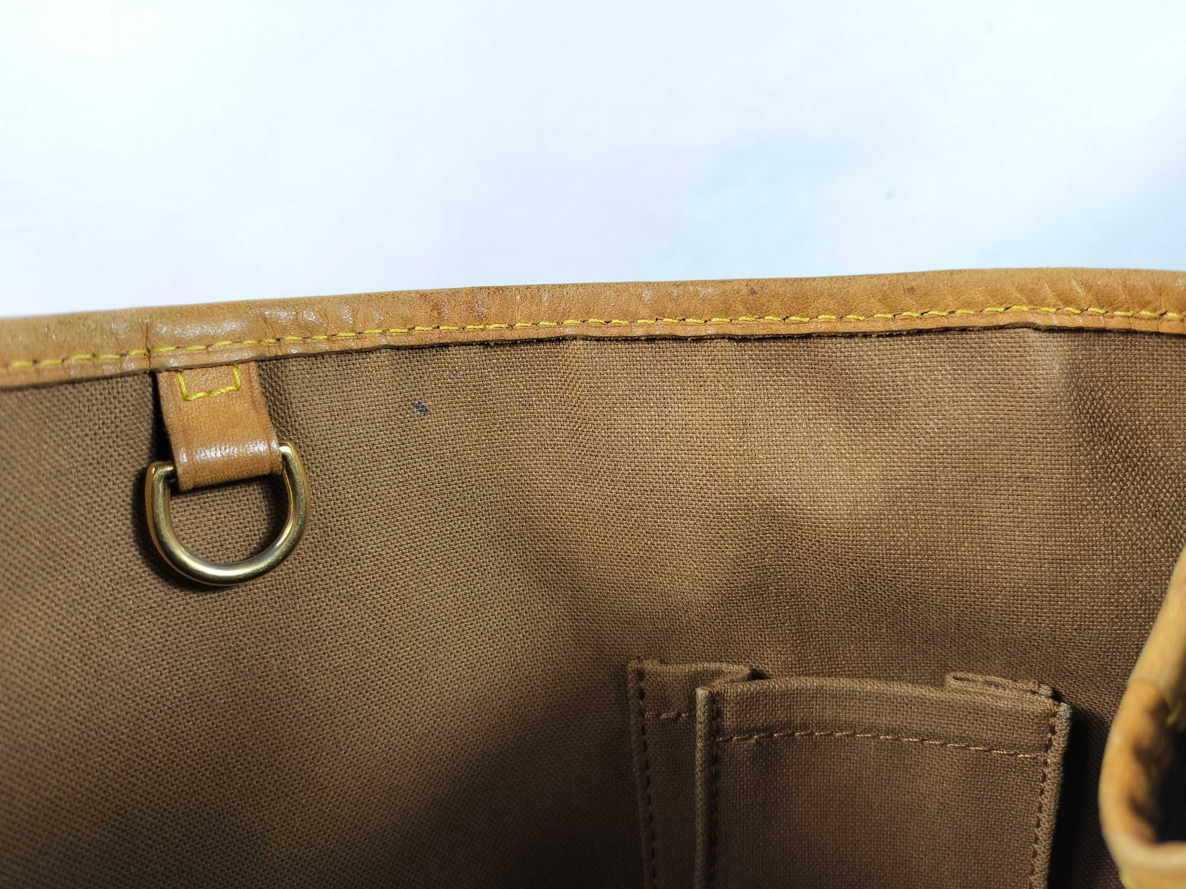Monogram Louis Vuitton Batignolles Tote Bag — view 9