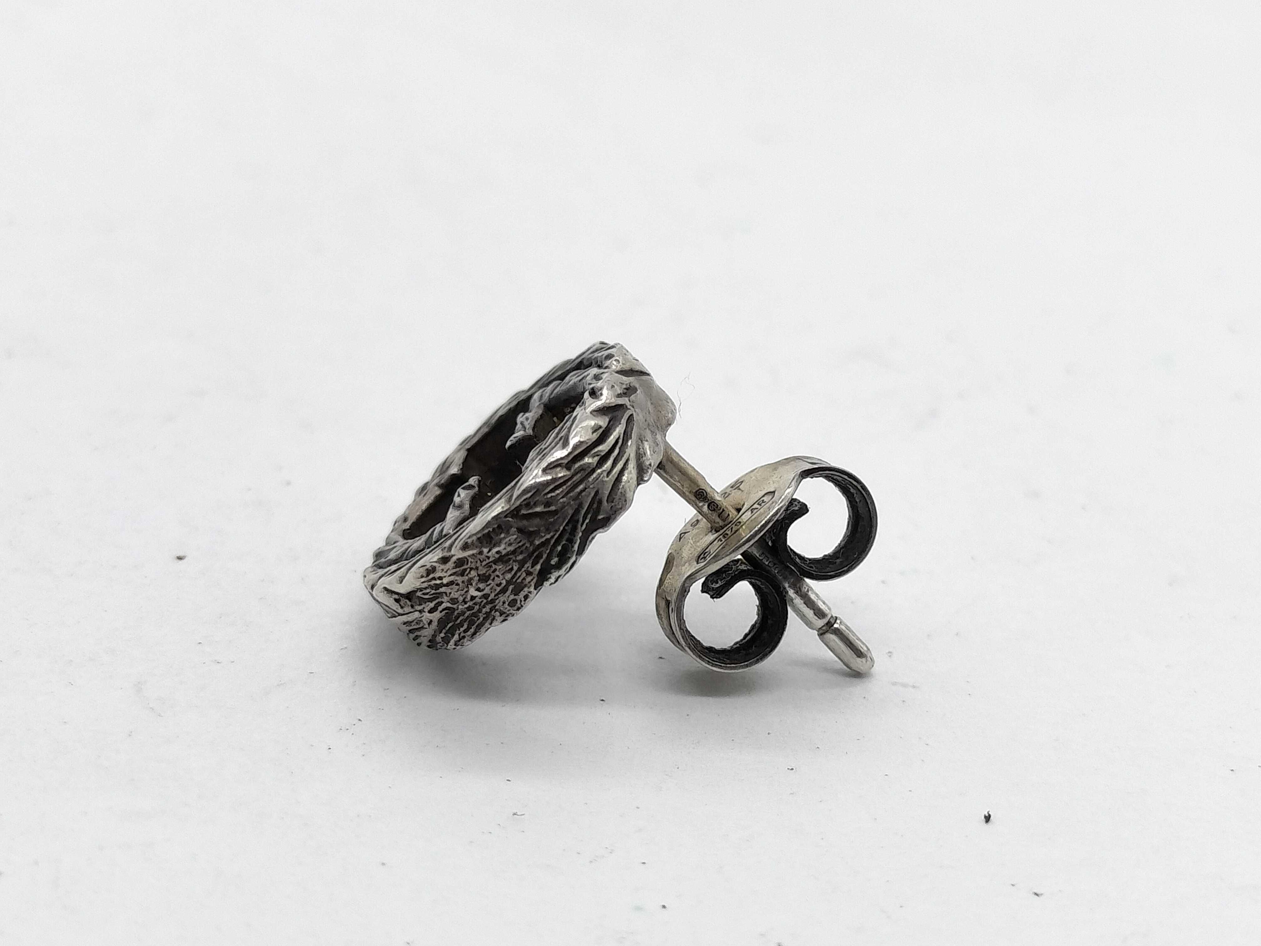 Interlock 925 Earring (Single Earring) — view 2